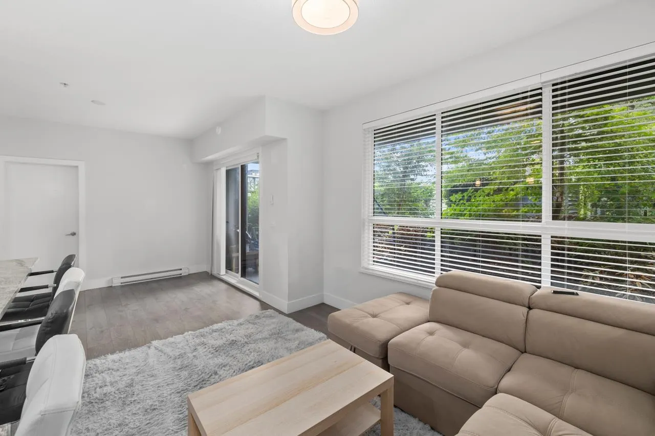 112 5485 Brydon Crescent