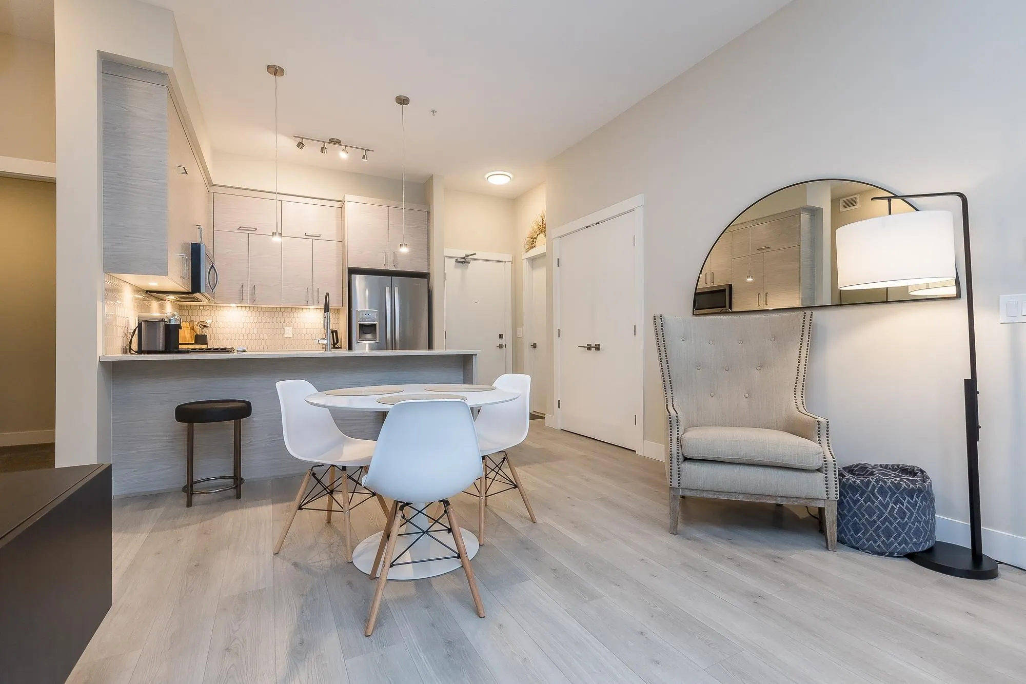 113 2120 Gladwin Road