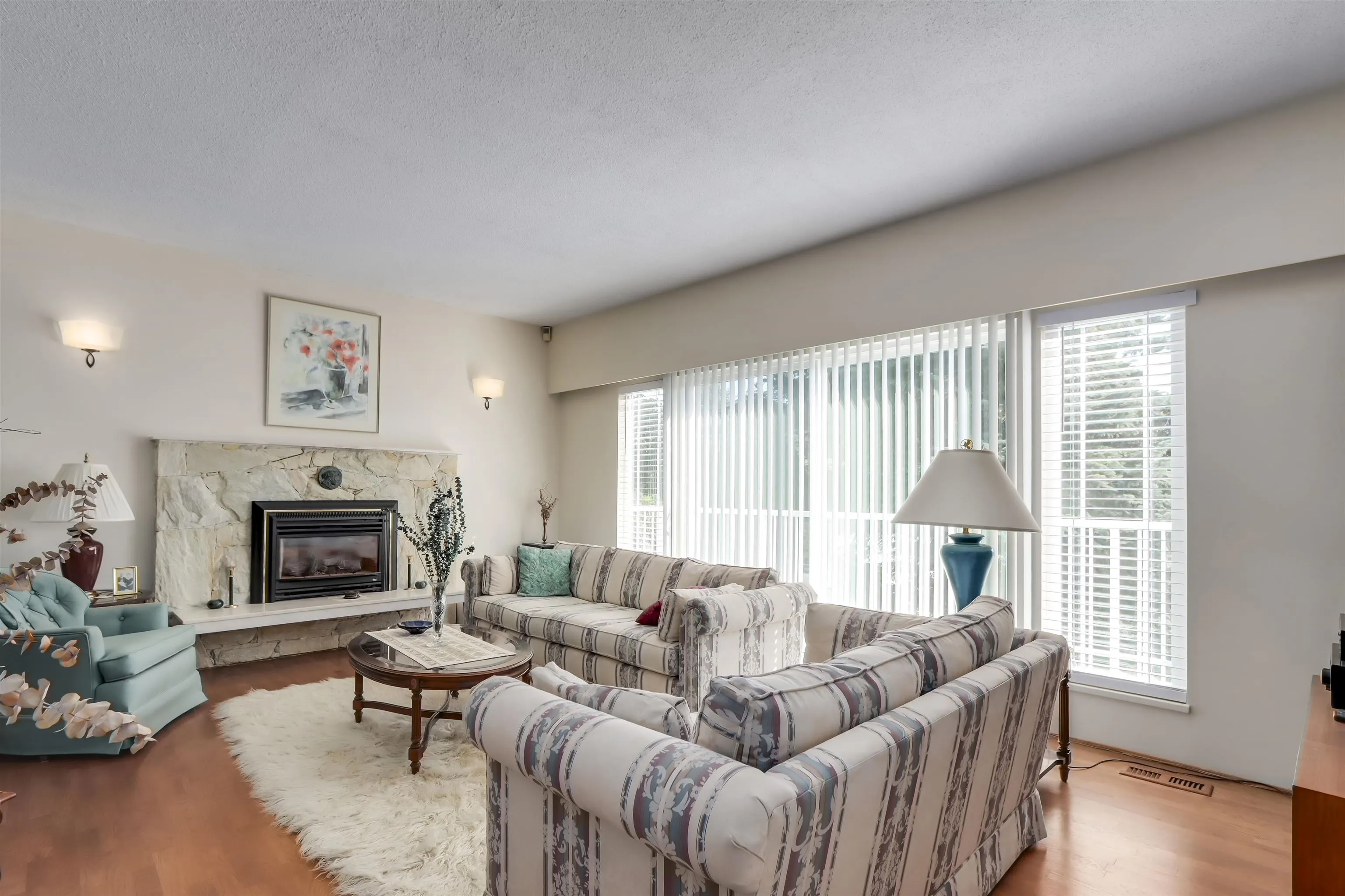 2141 Dauphin Place