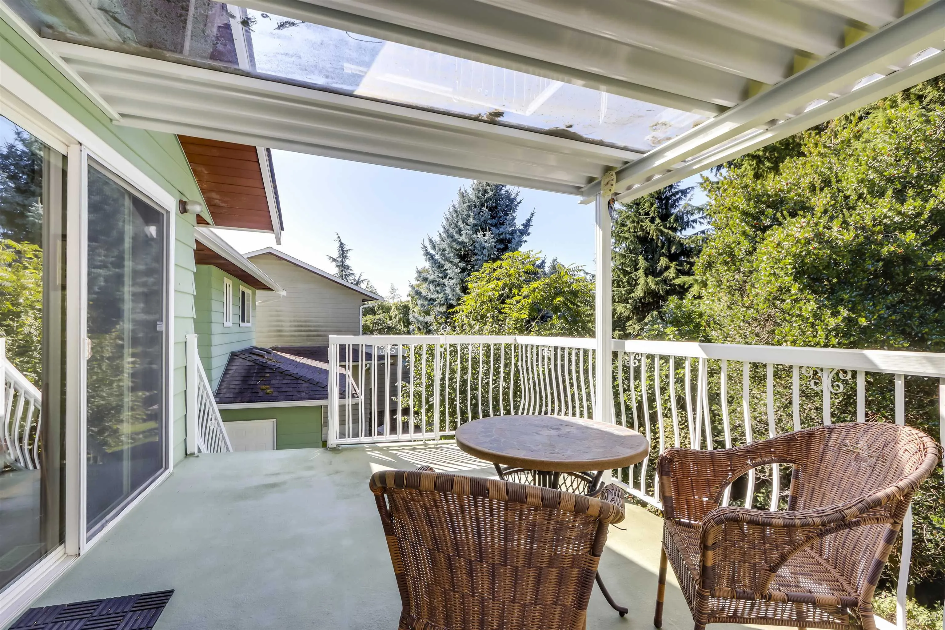 2141 Dauphin Place