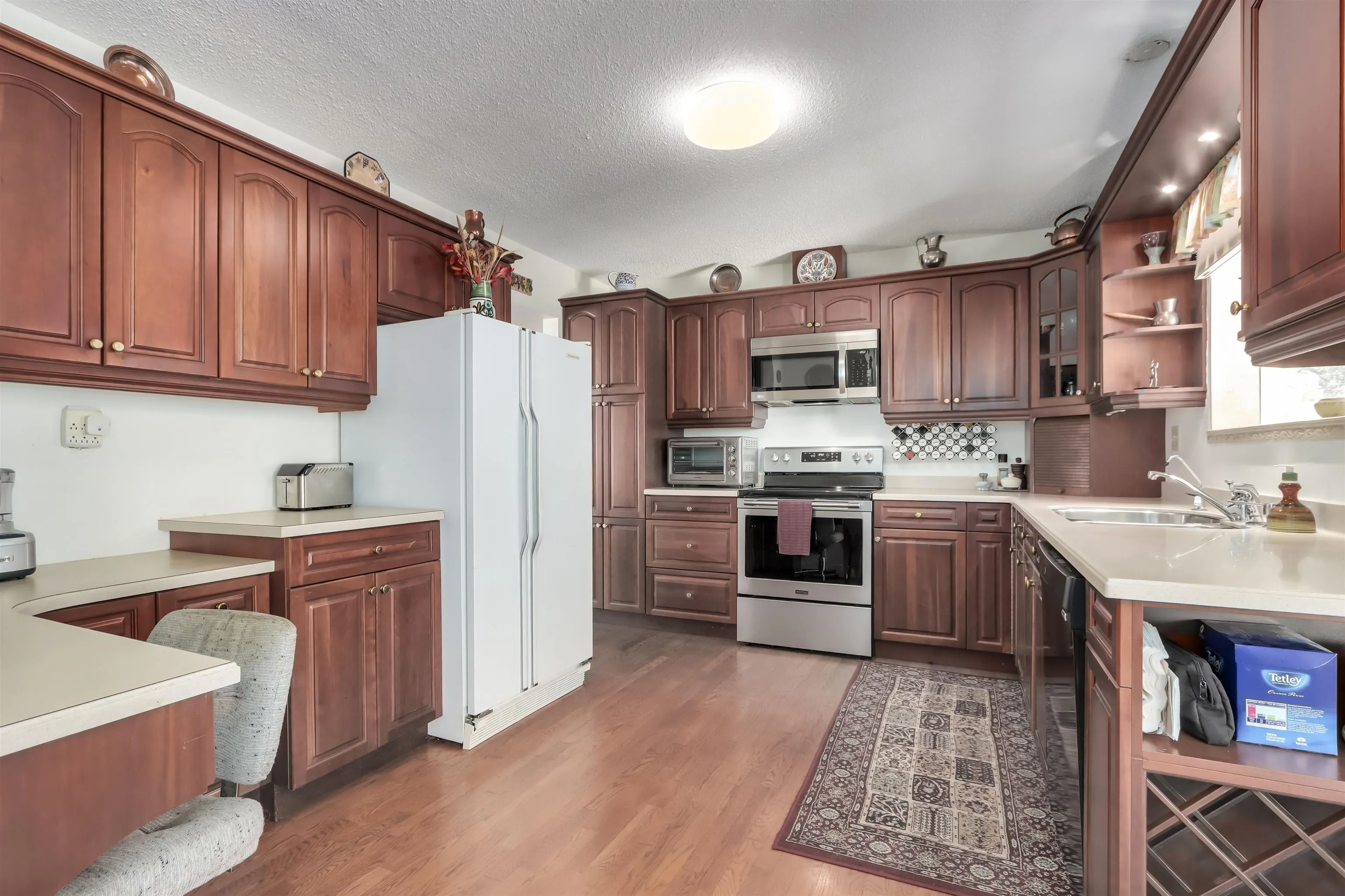 2141 Dauphin Place