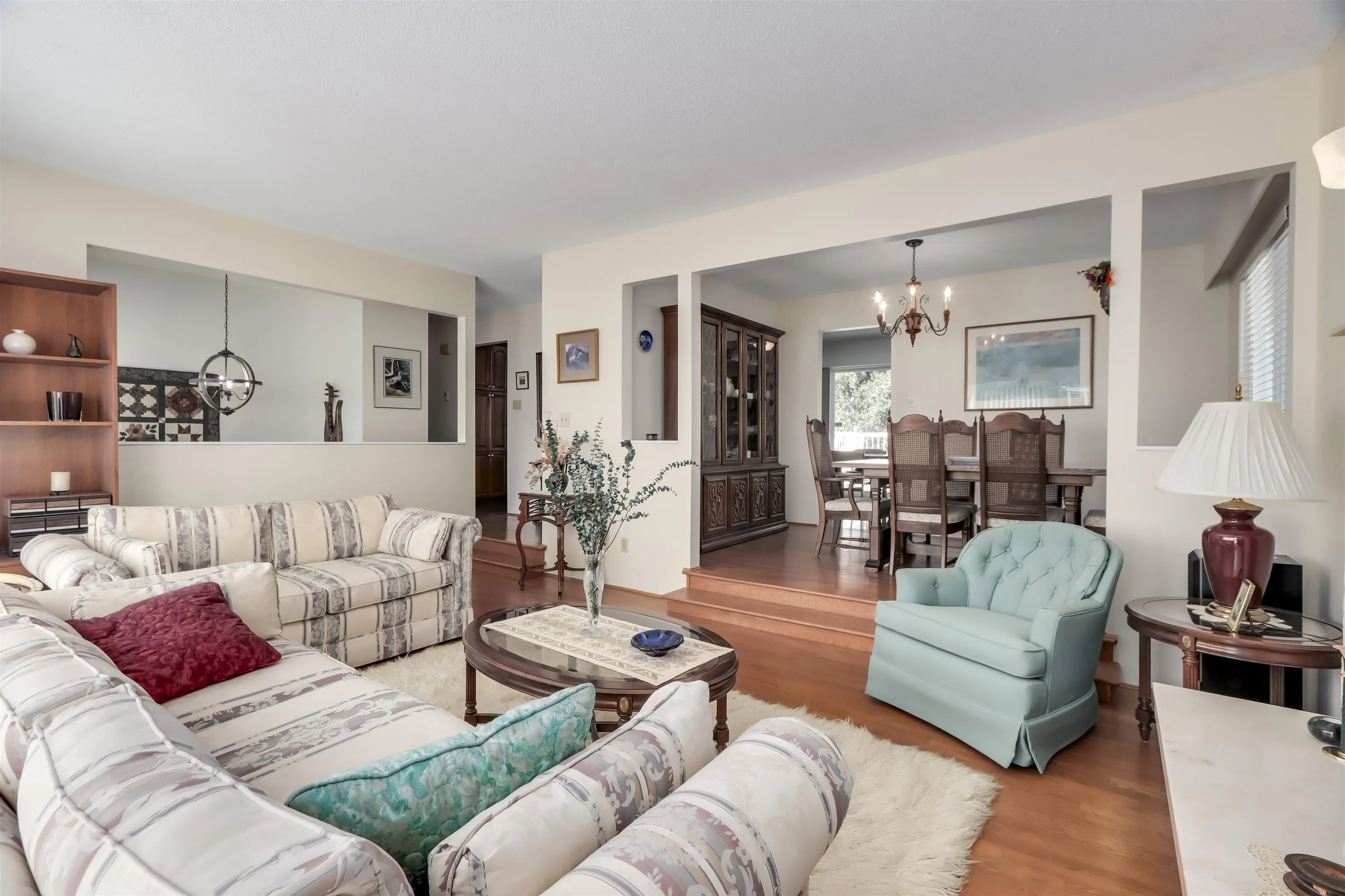 2141 Dauphin Place