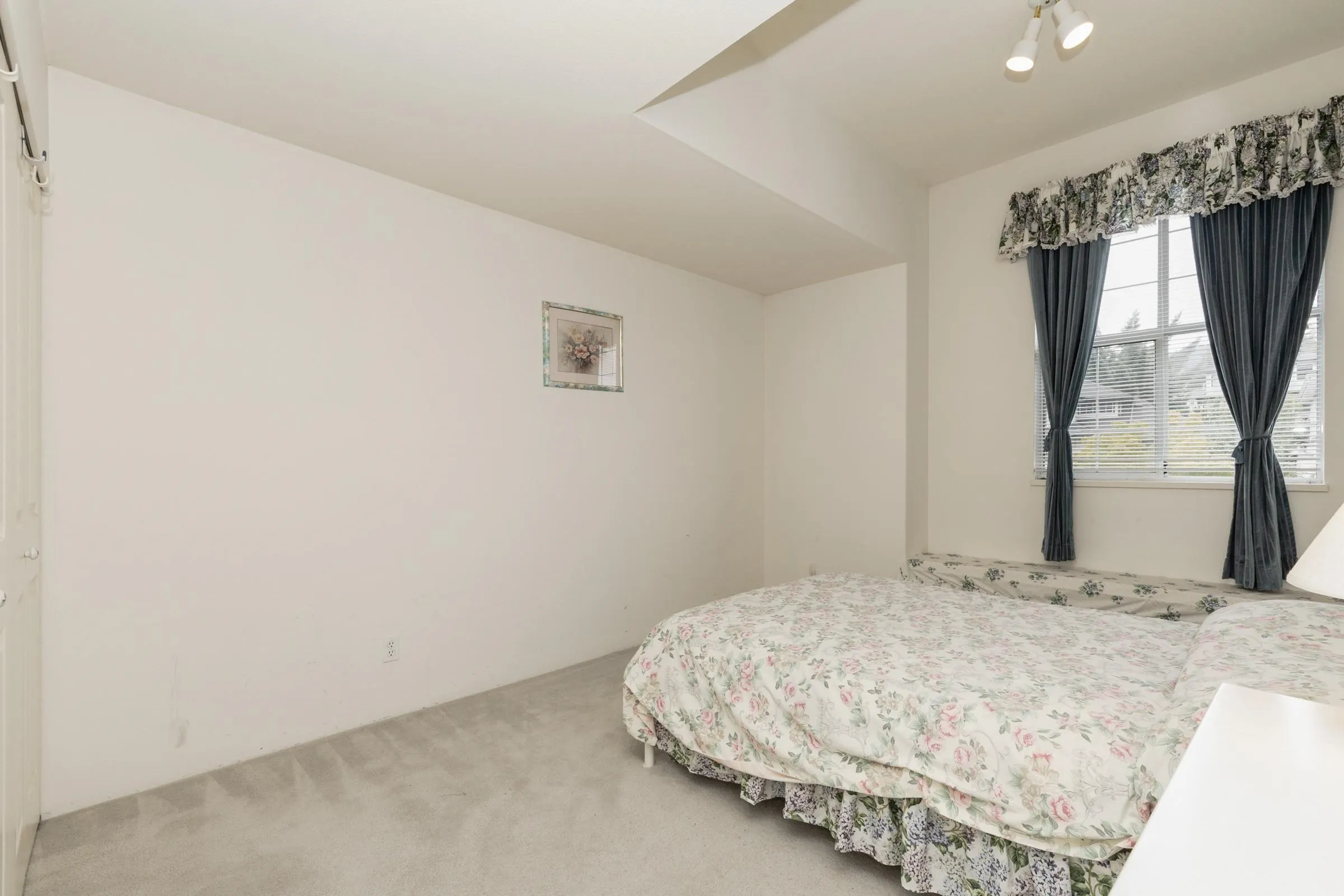 1552 Tanglewood Lane