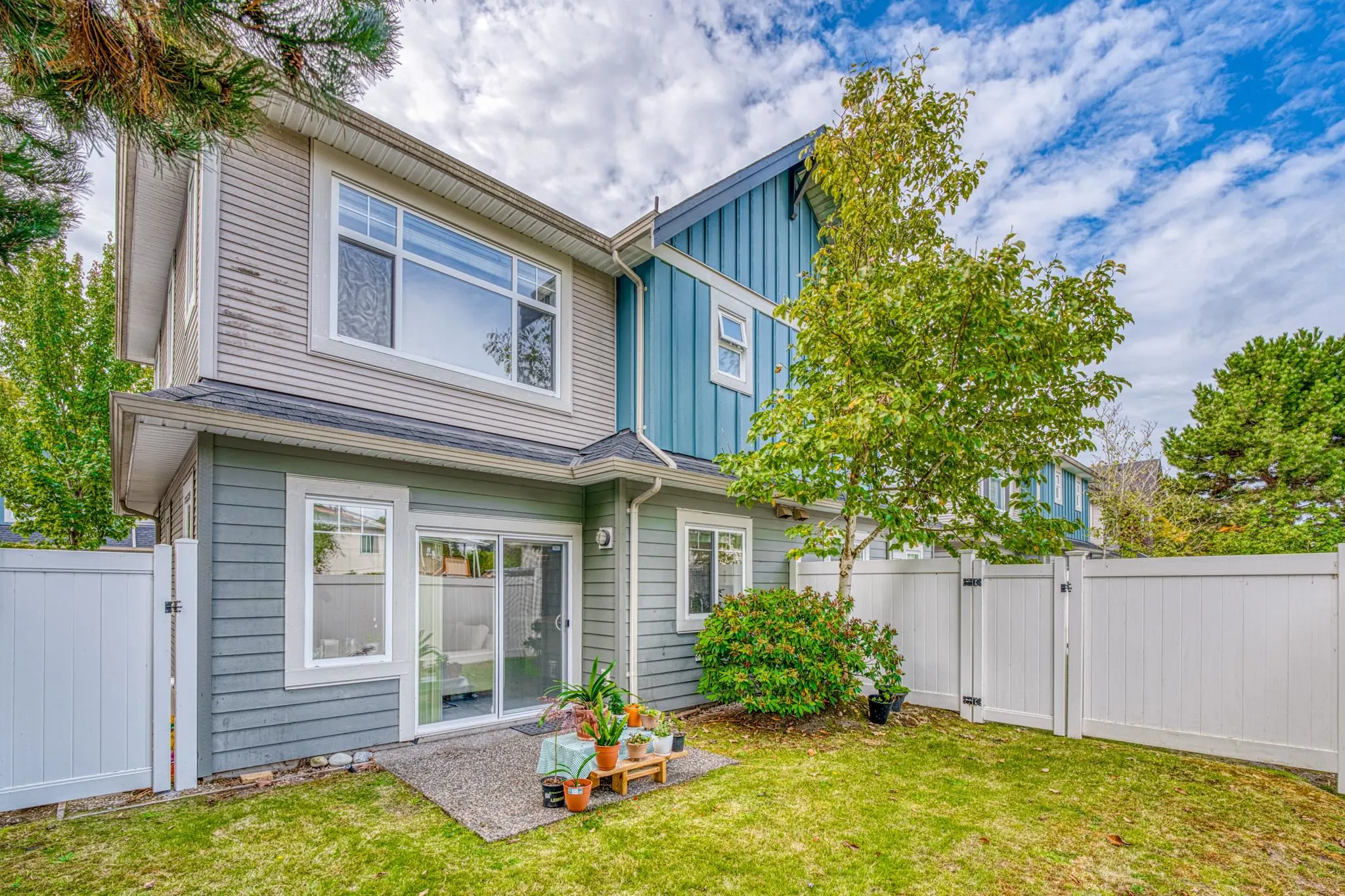 30 11393 Steveston Highway
