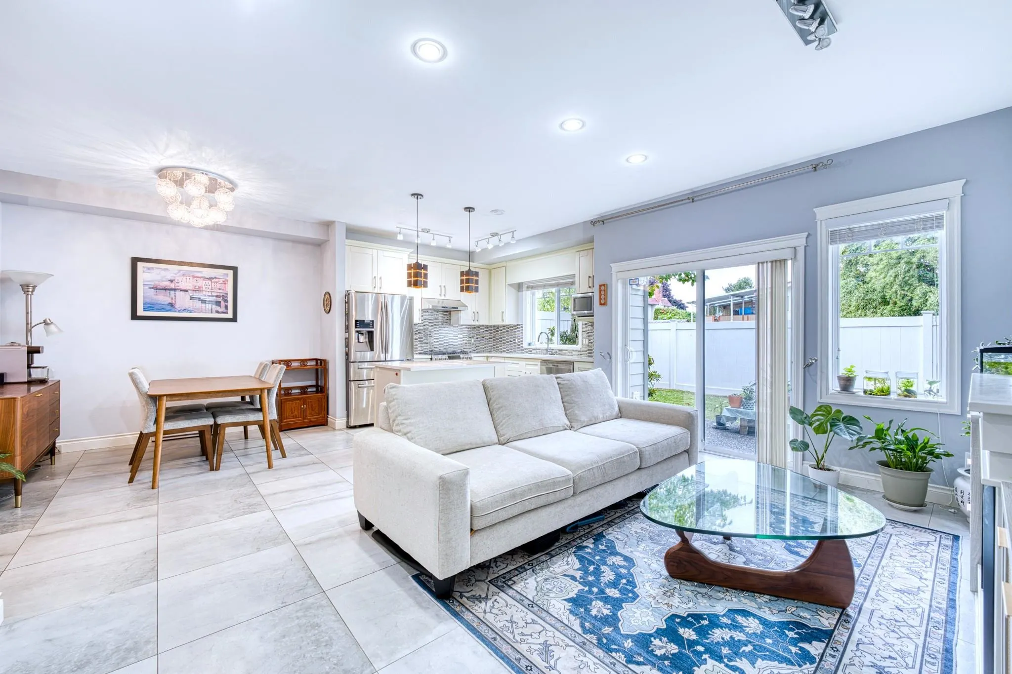 30 11393 Steveston Highway
