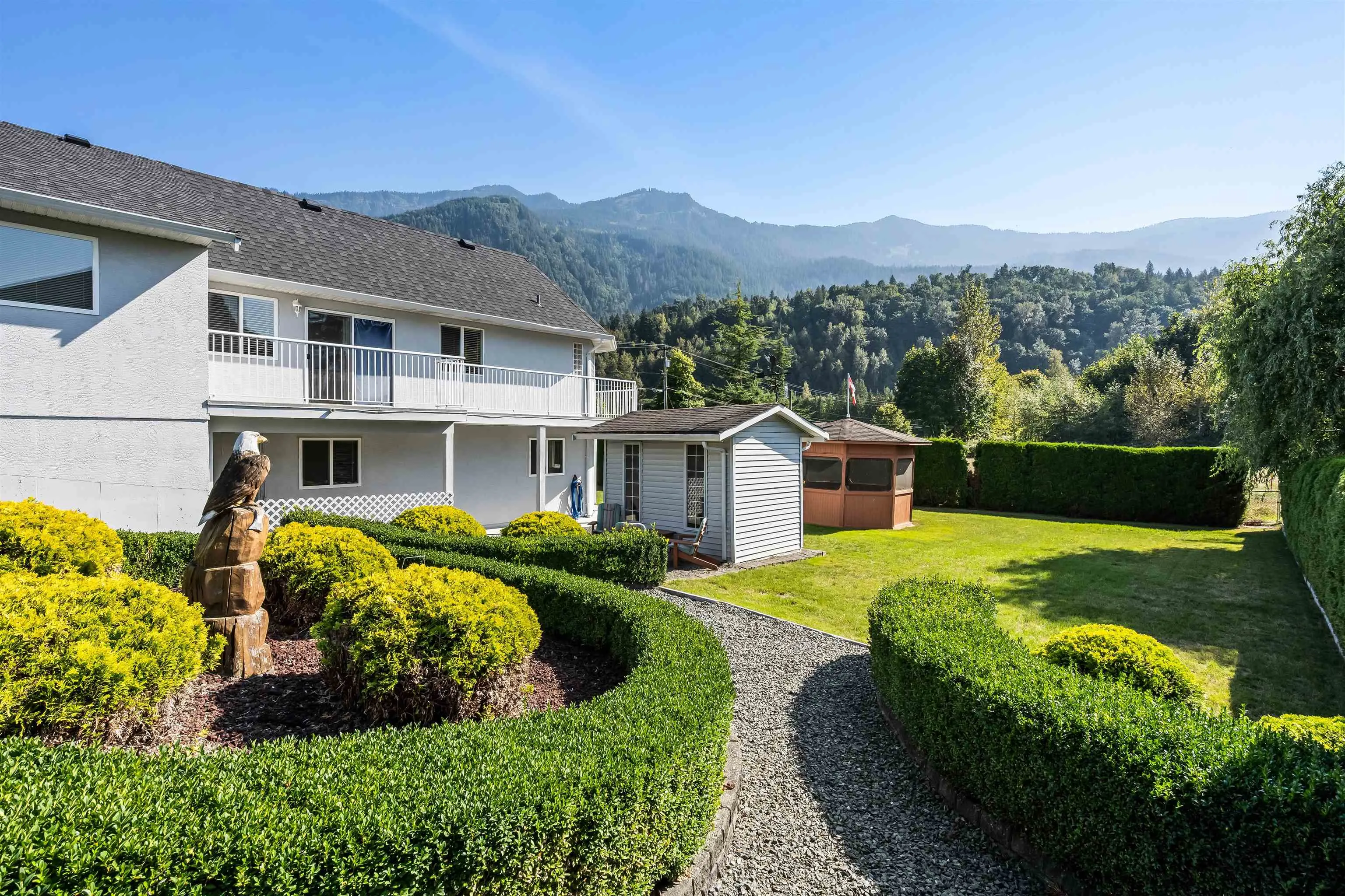 9871 Parkwood Drive