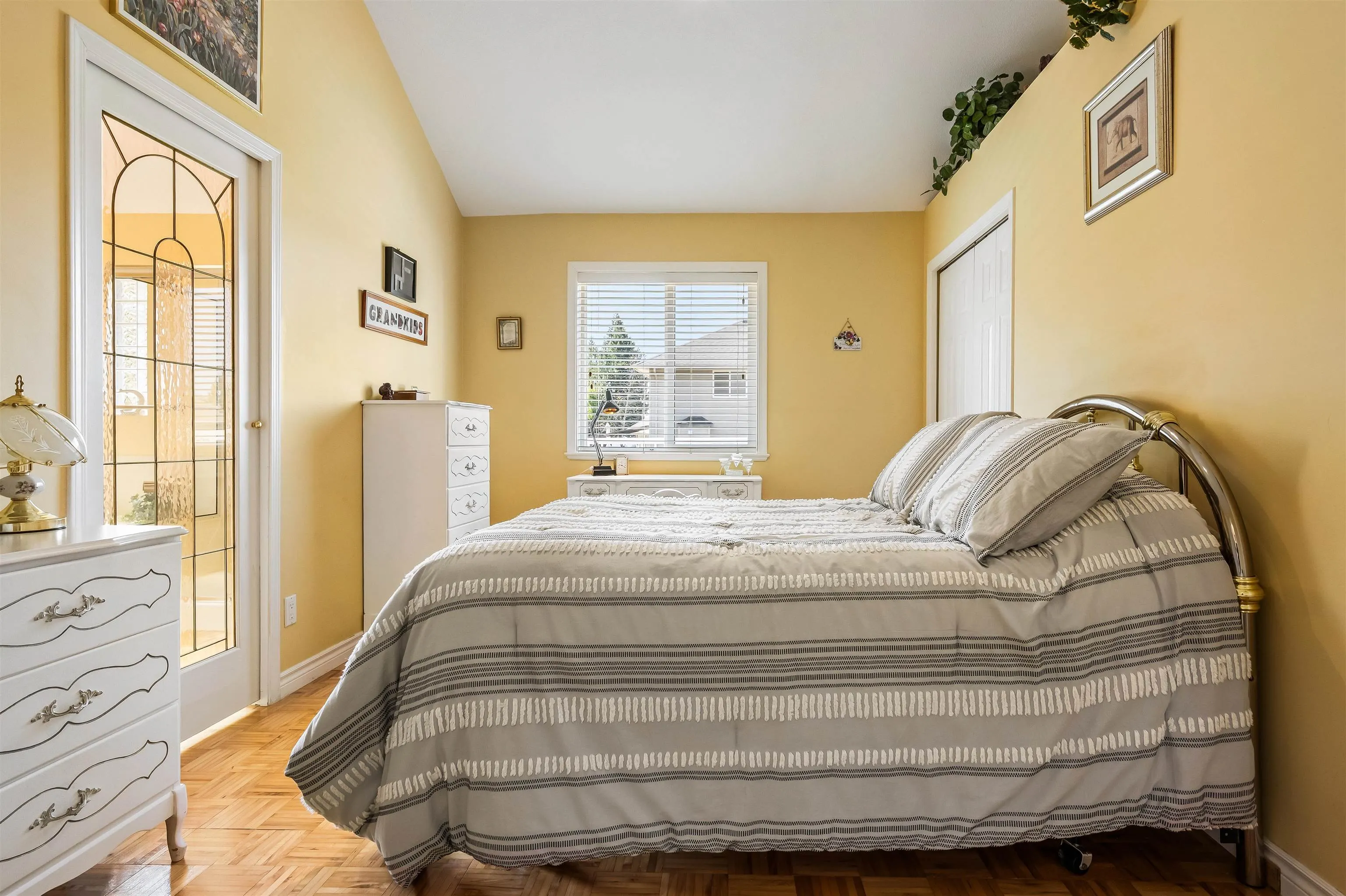 9871 Parkwood Drive