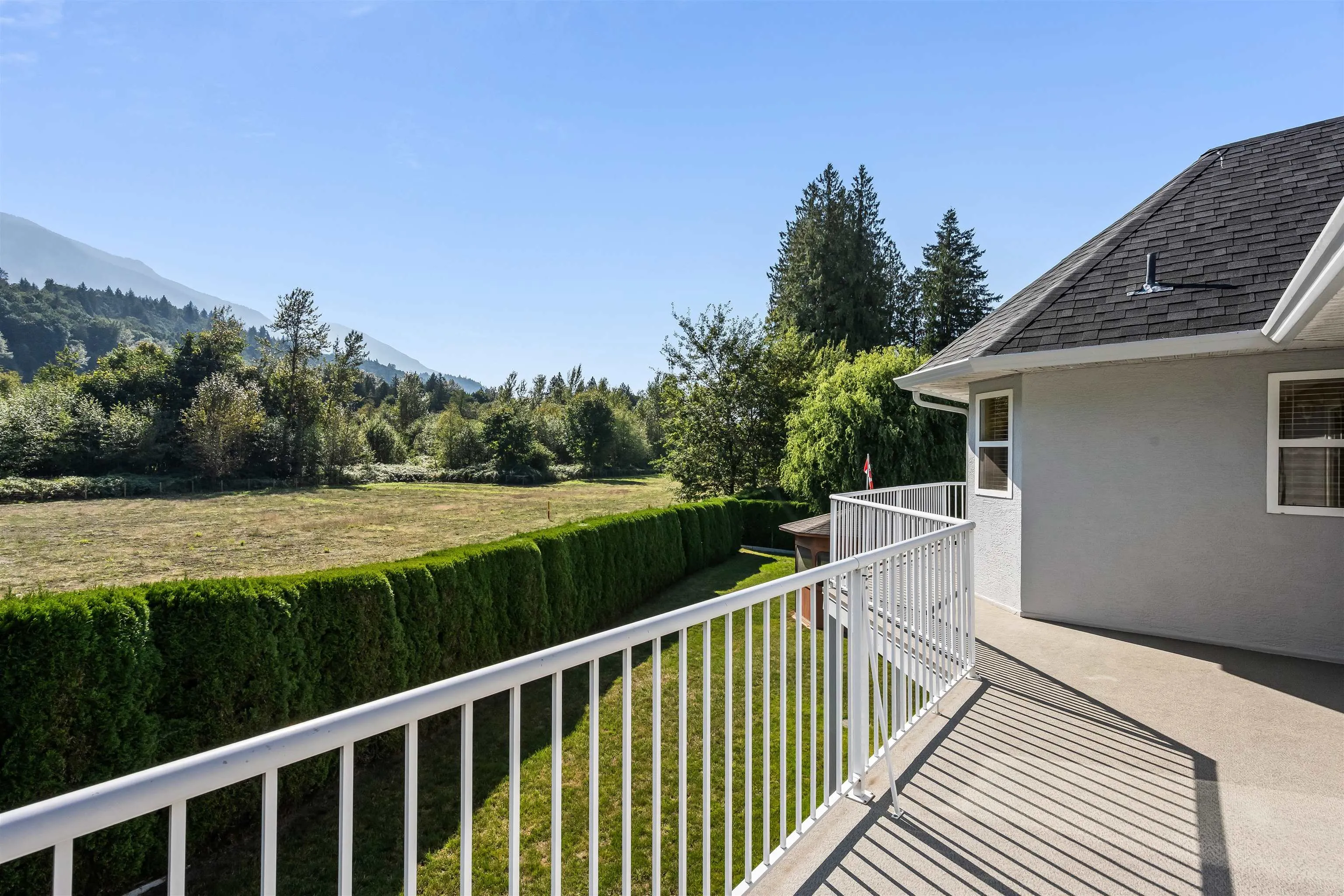 9871 Parkwood Drive