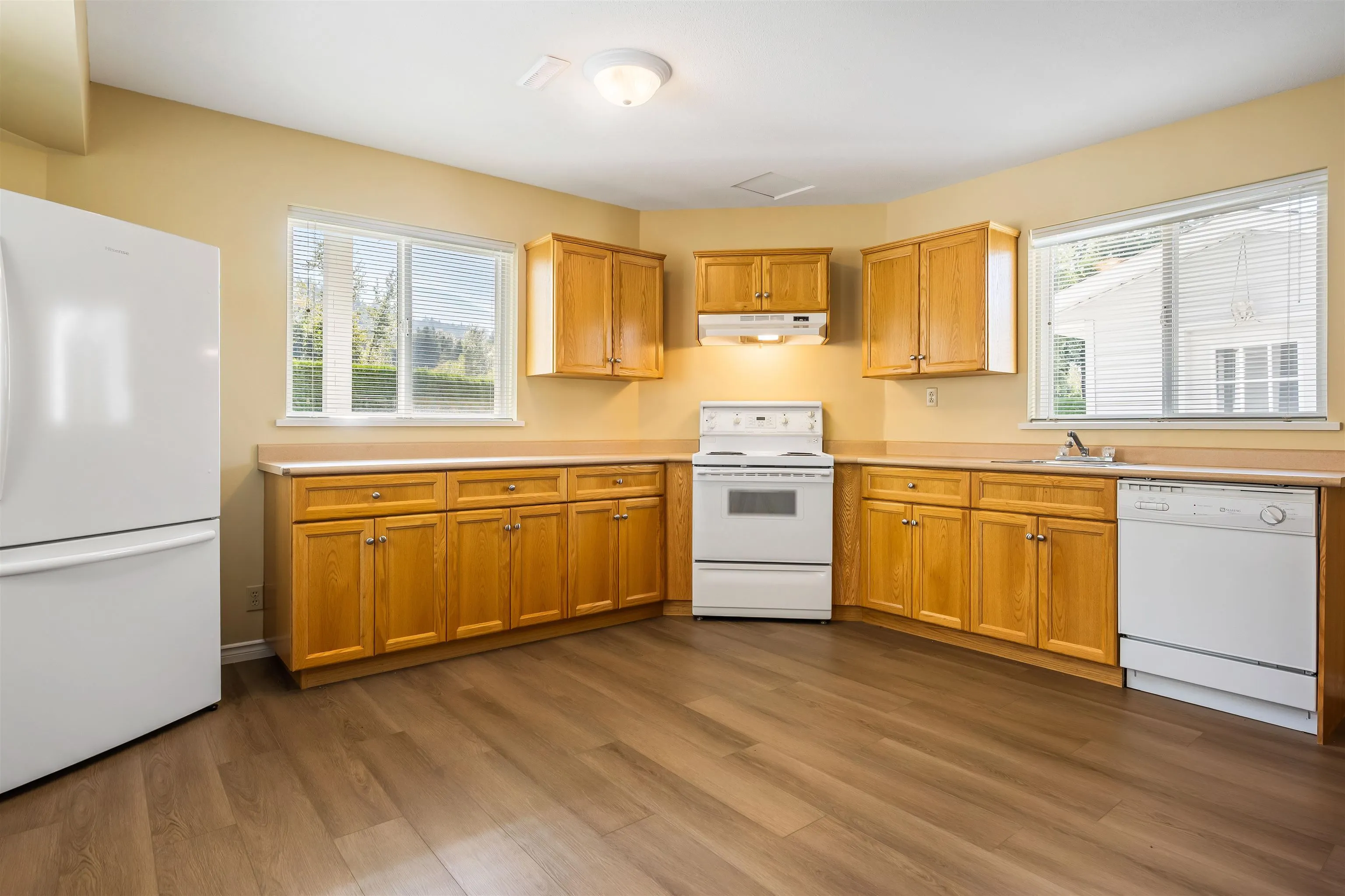 9871 Parkwood Drive