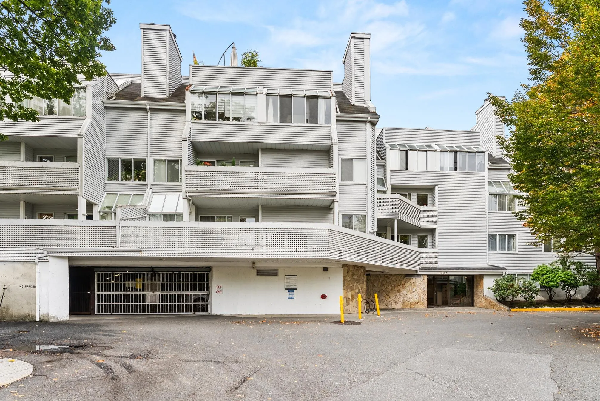 312 7751 Minoru Boulevard
