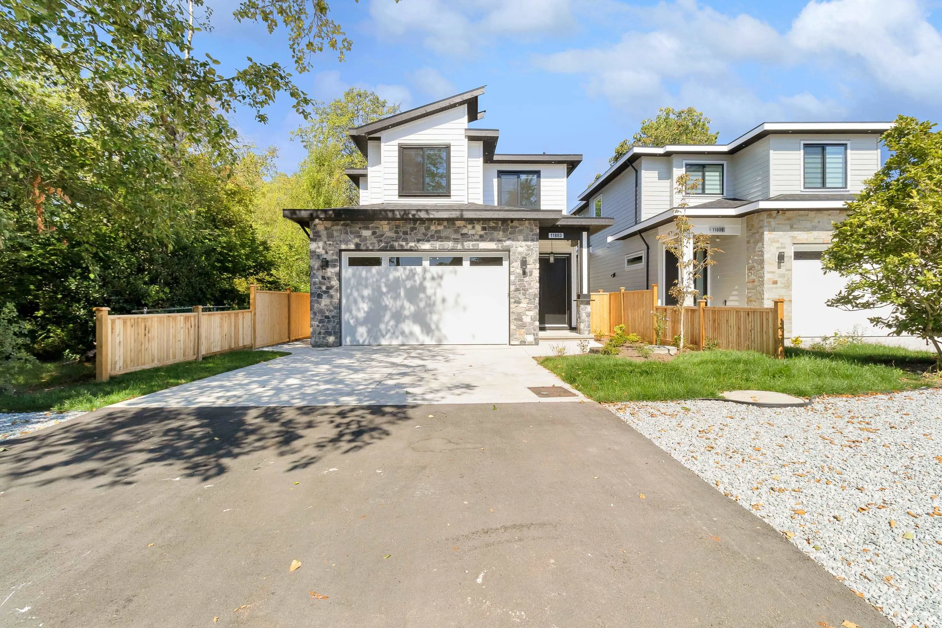11803 86a Avenue