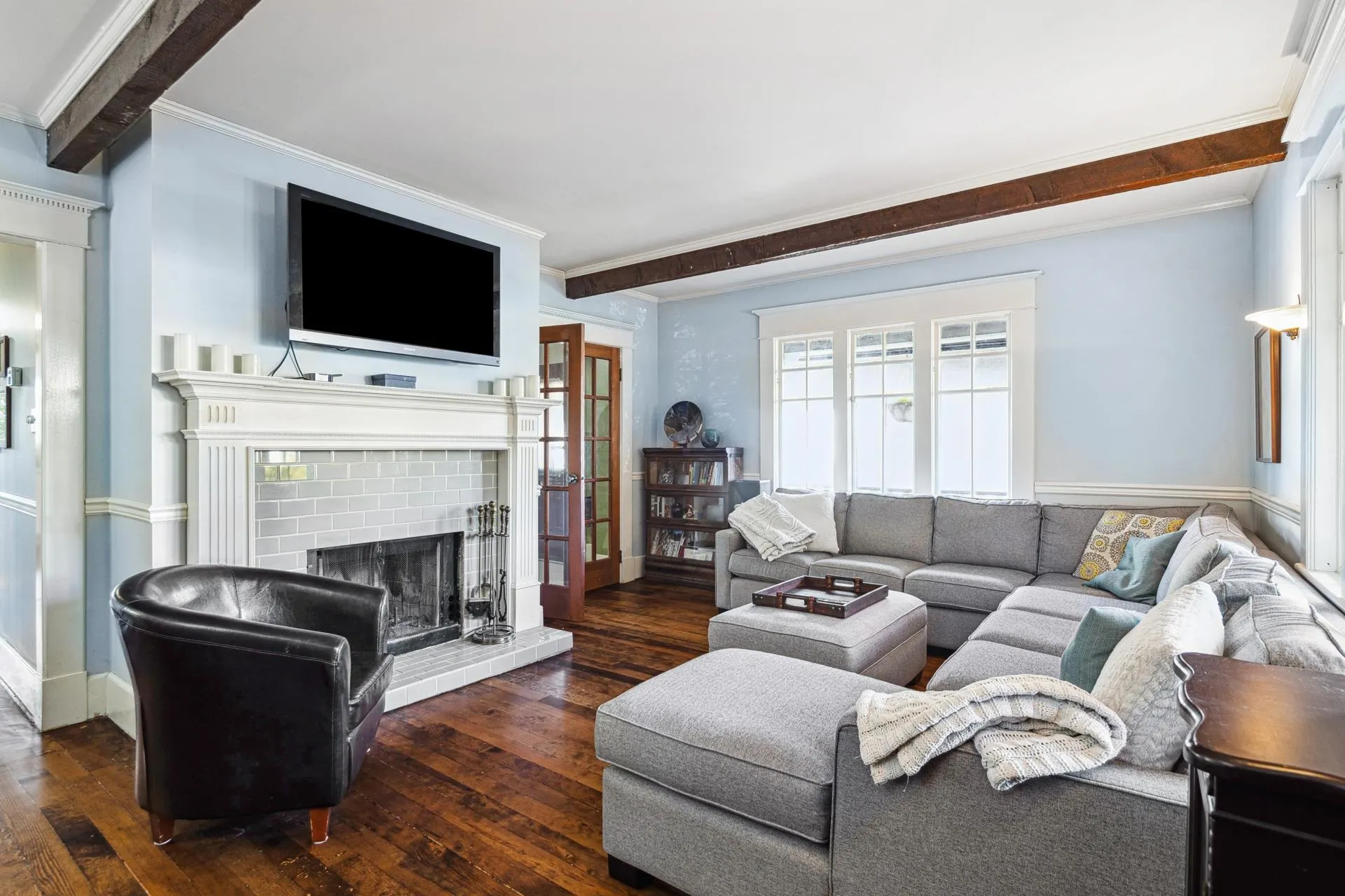 341 W 22nd Street