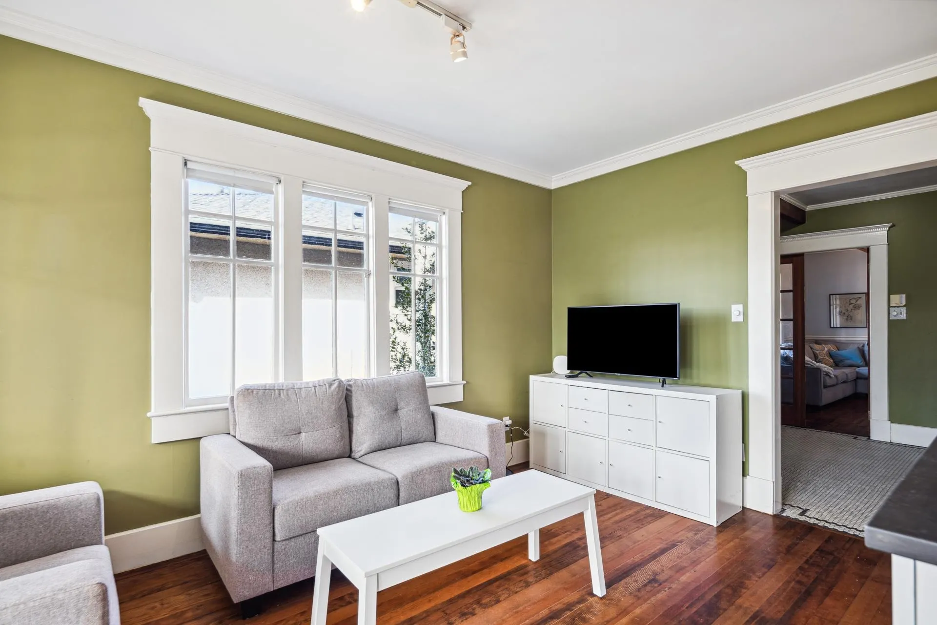 341 W 22nd Street