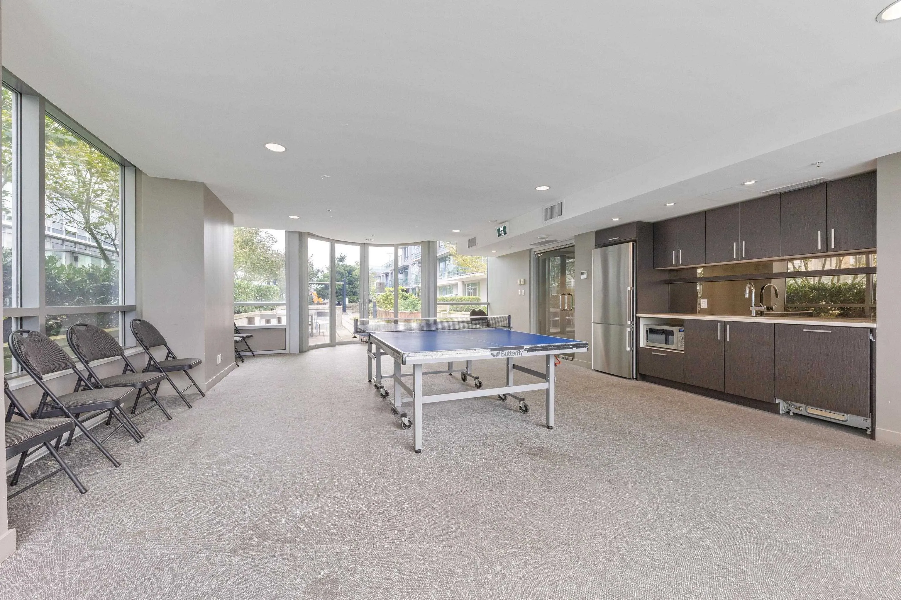 517 5599 Cooney Road