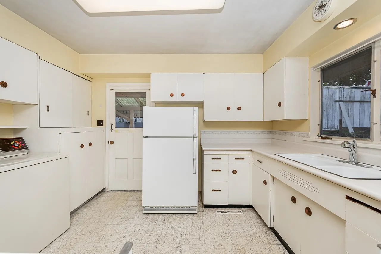 723 Handsworth Road