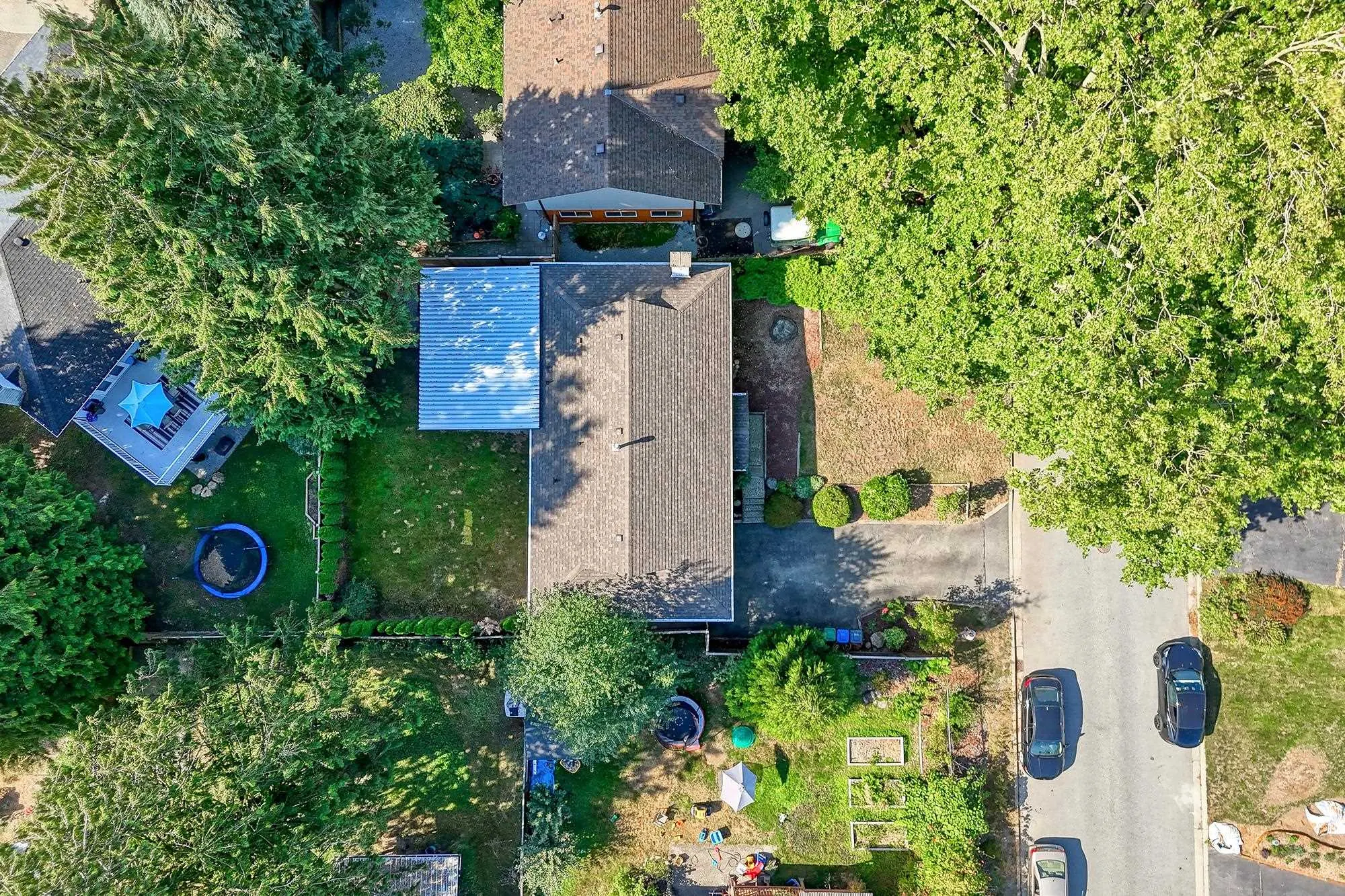 3848 Clematis Crescent
