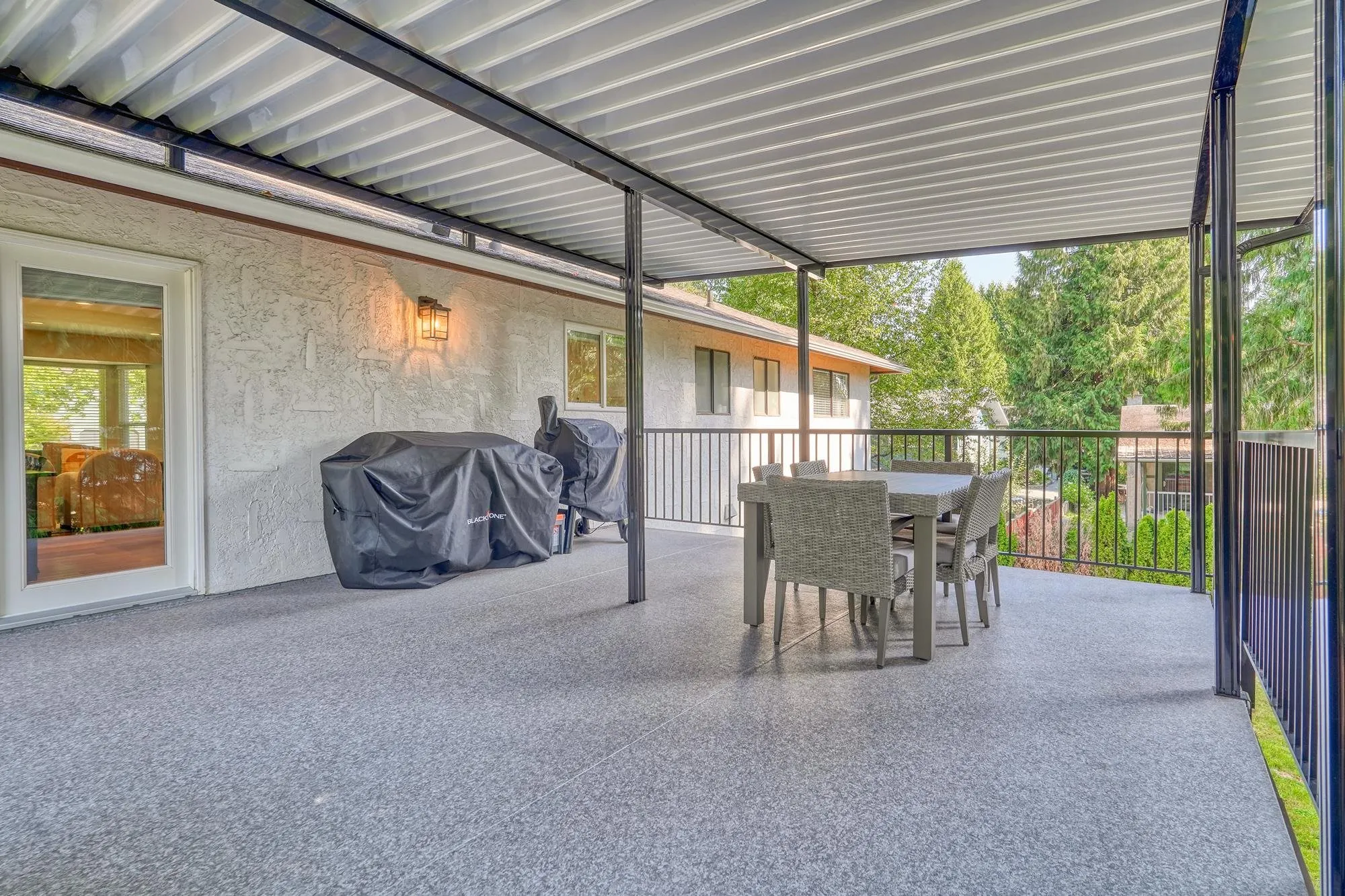 3848 Clematis Crescent