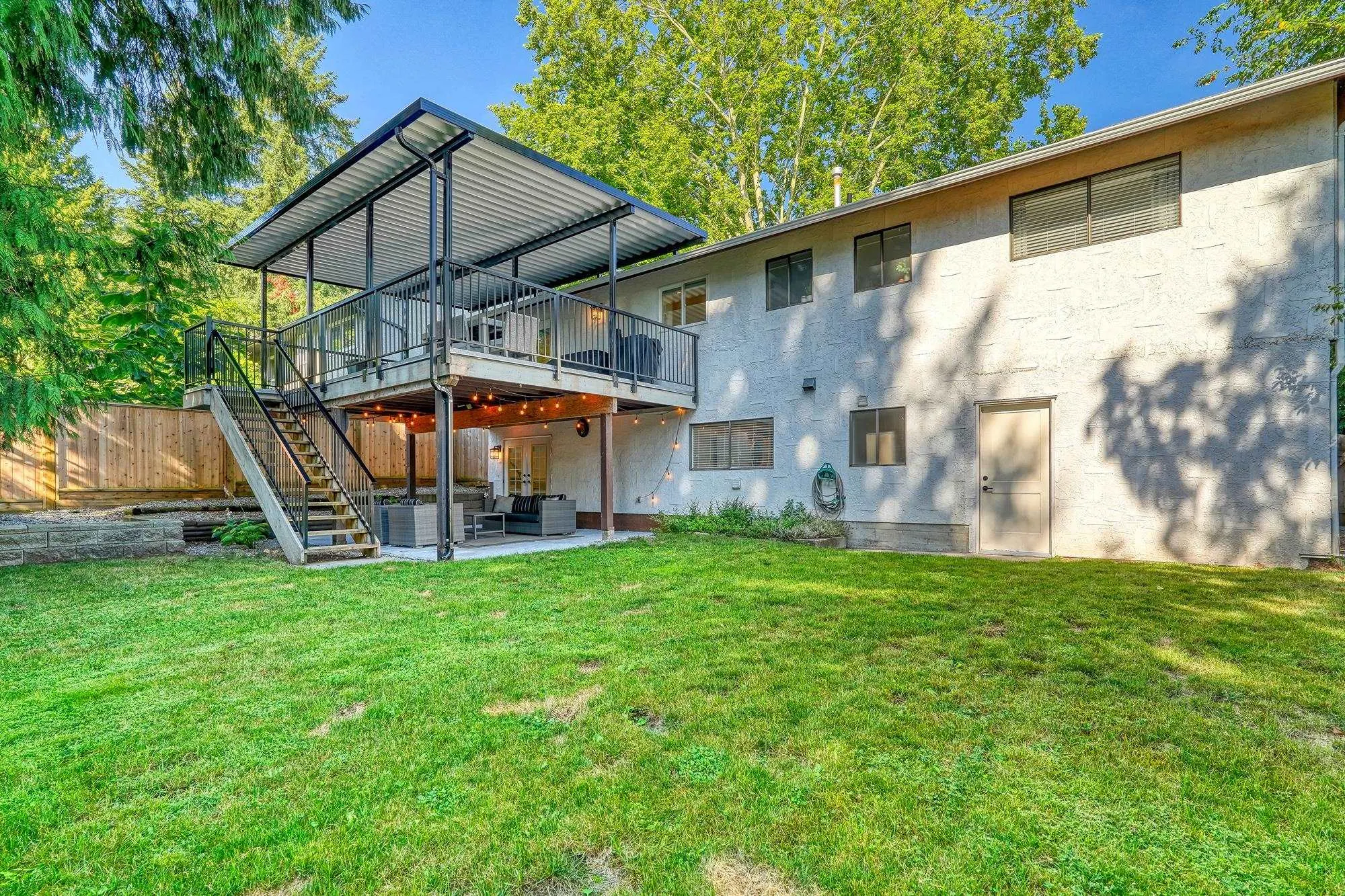 3848 Clematis Crescent