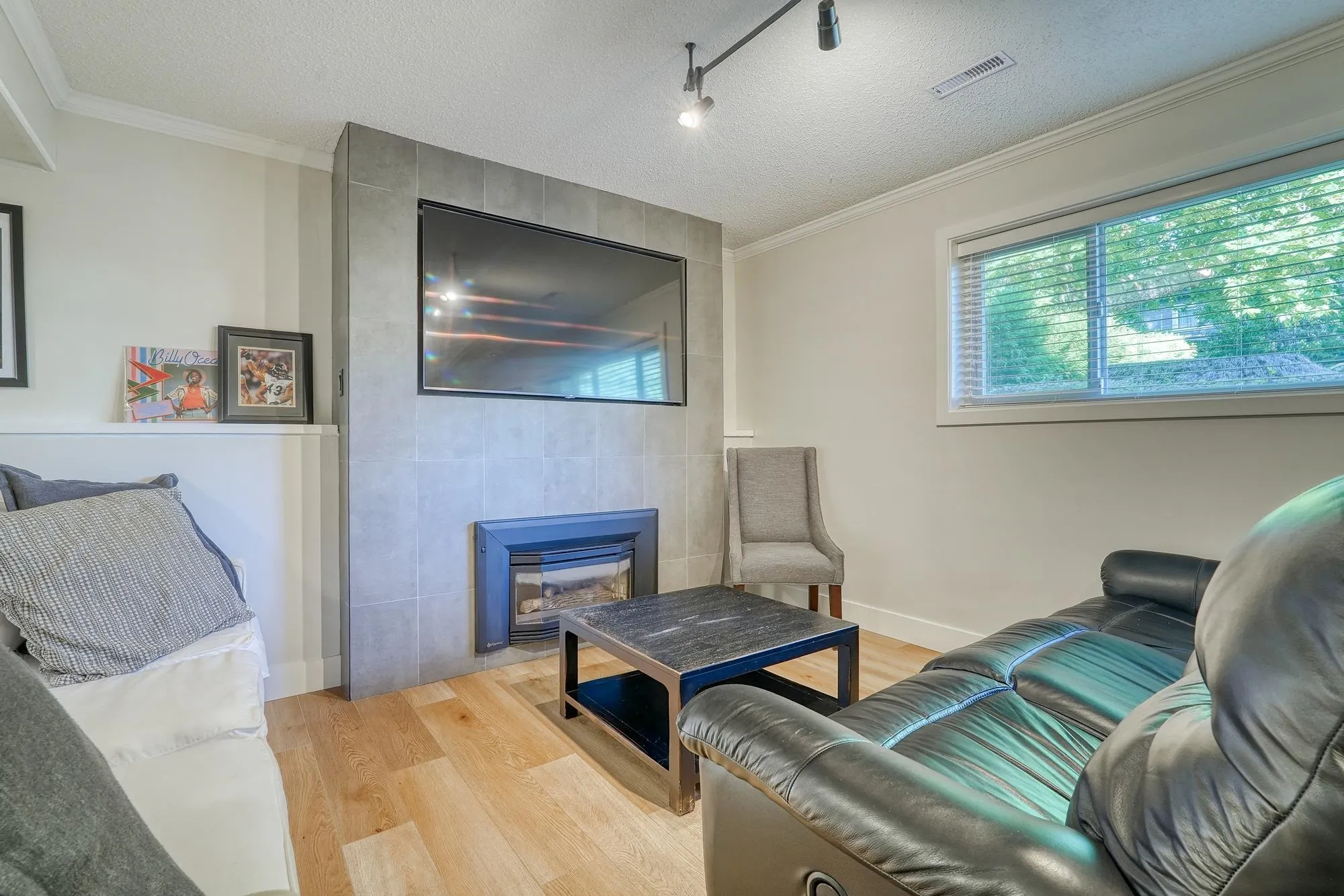 3848 Clematis Crescent