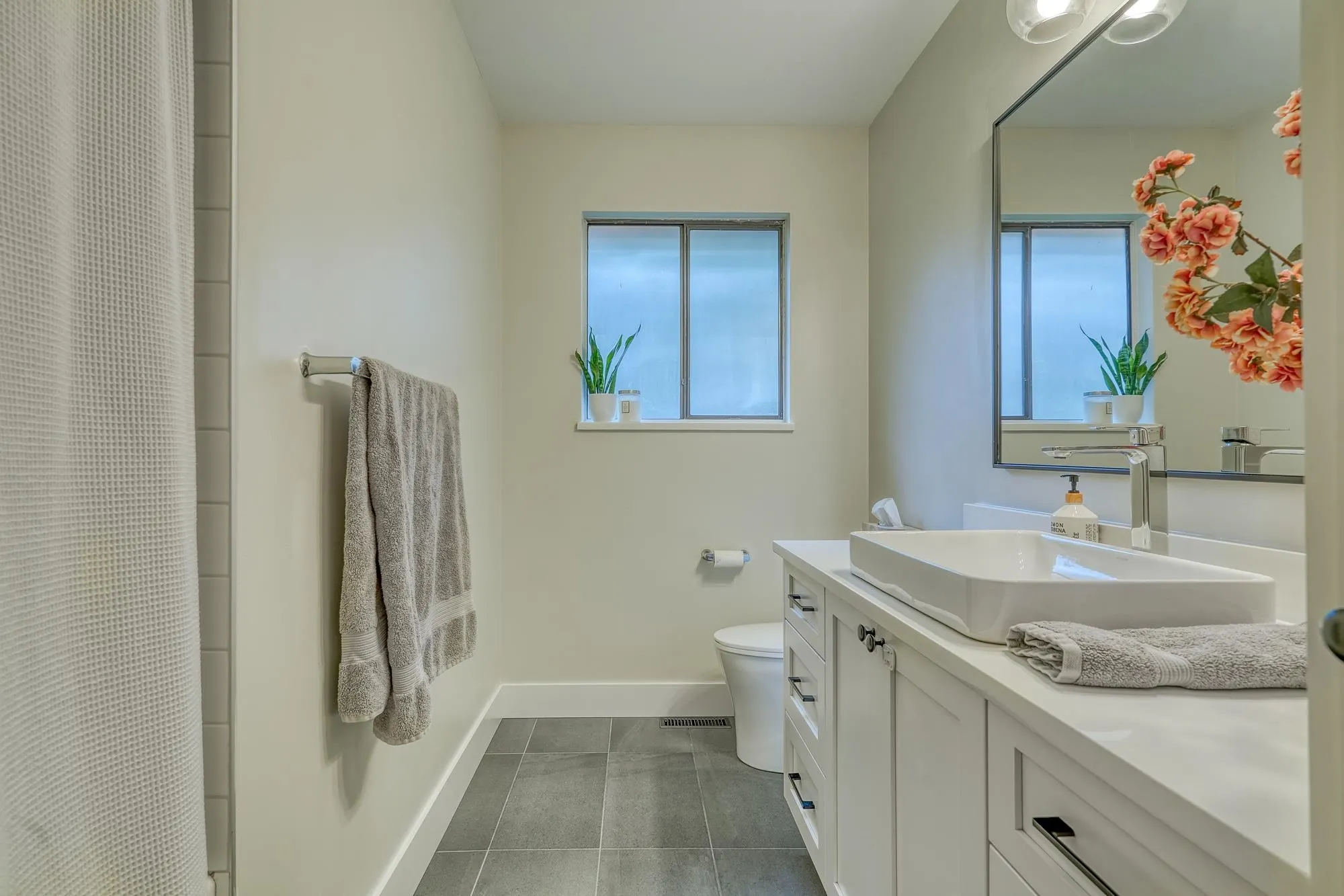 3848 Clematis Crescent