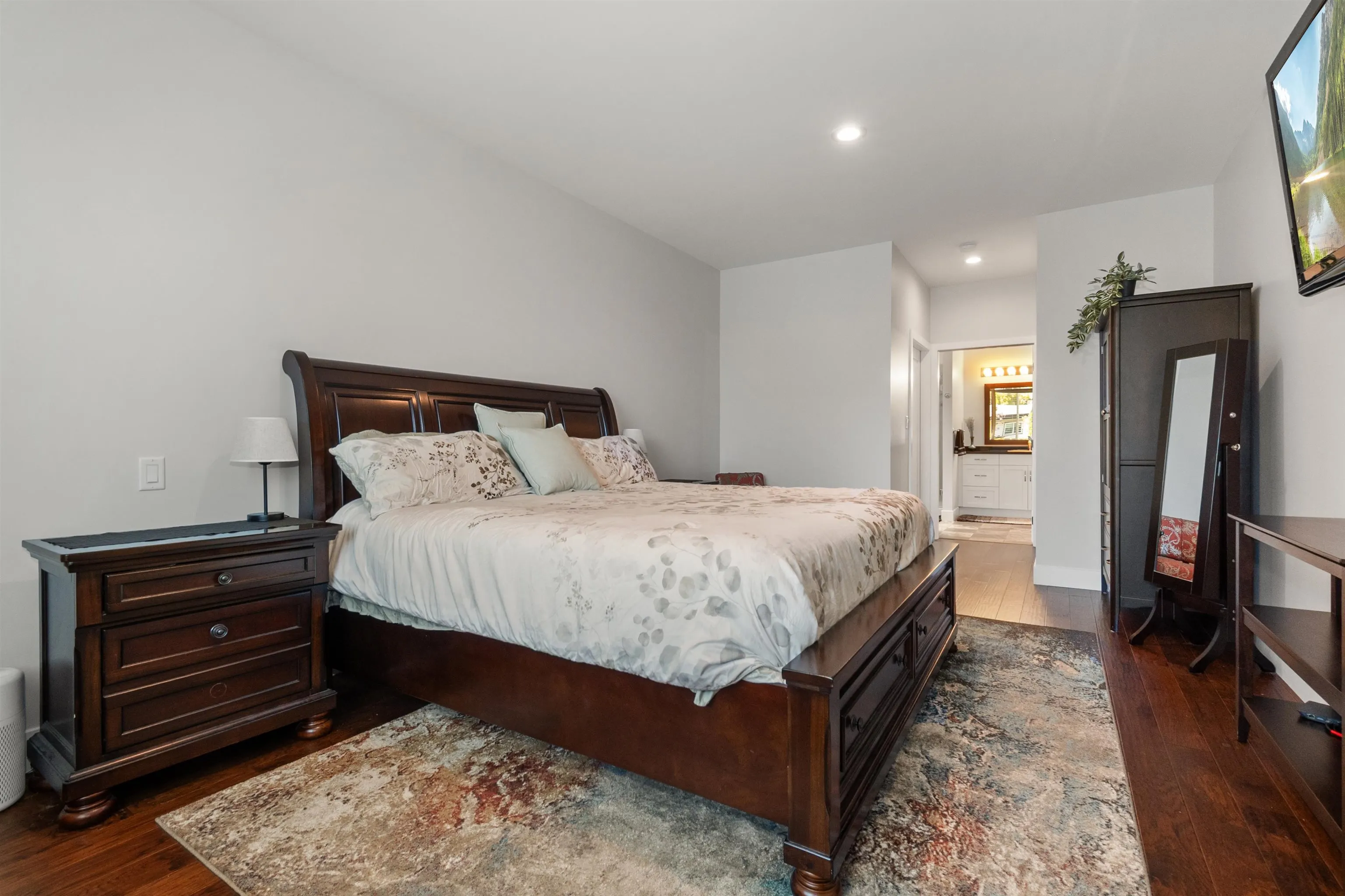 6522 Reid Road