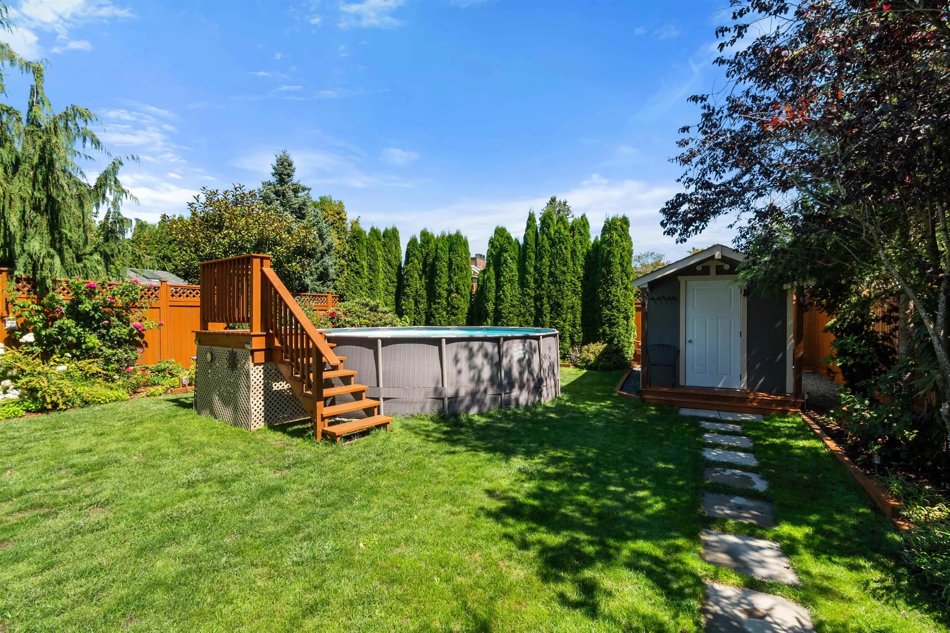 6522 Reid Road