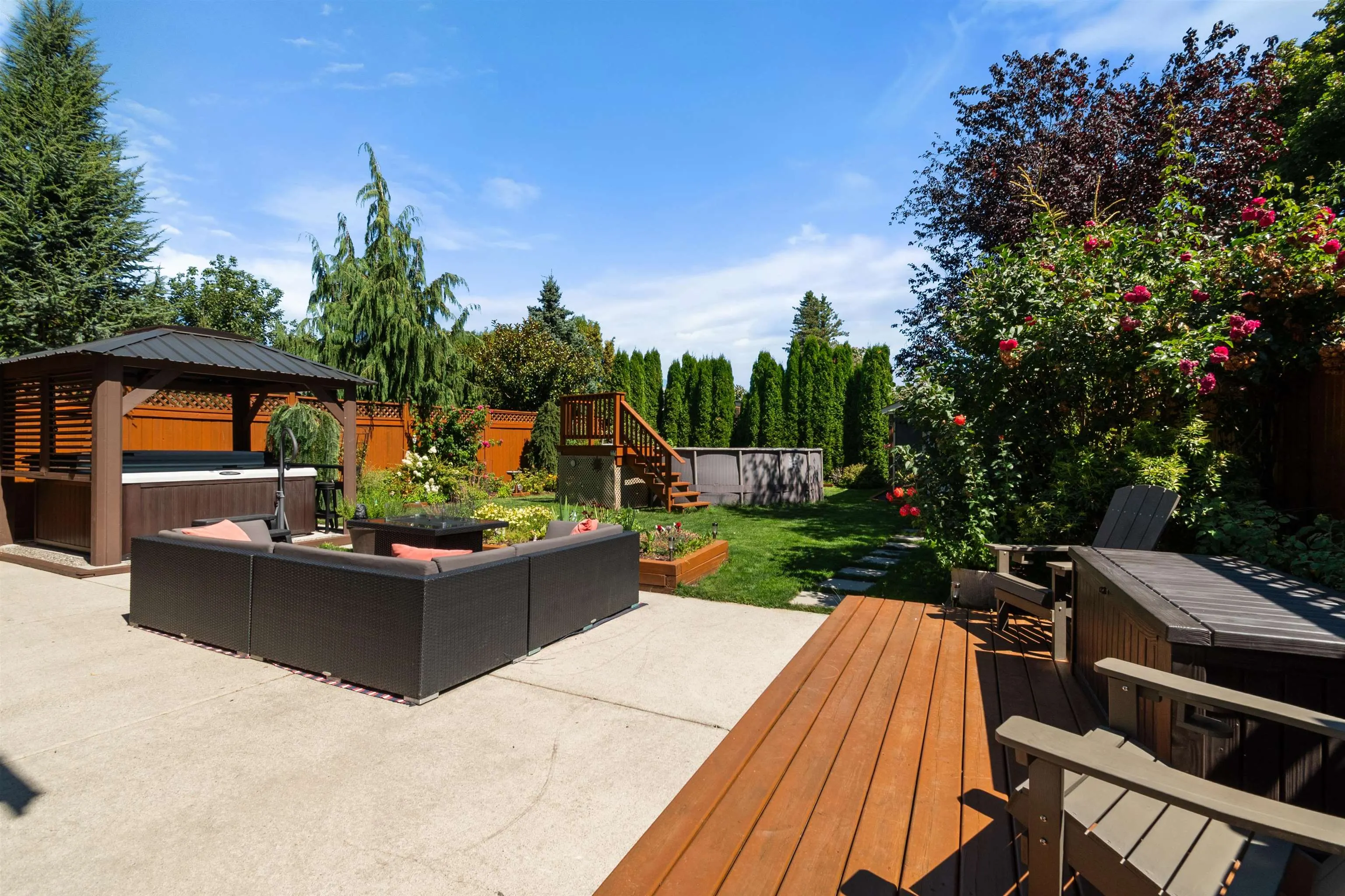 6522 Reid Road