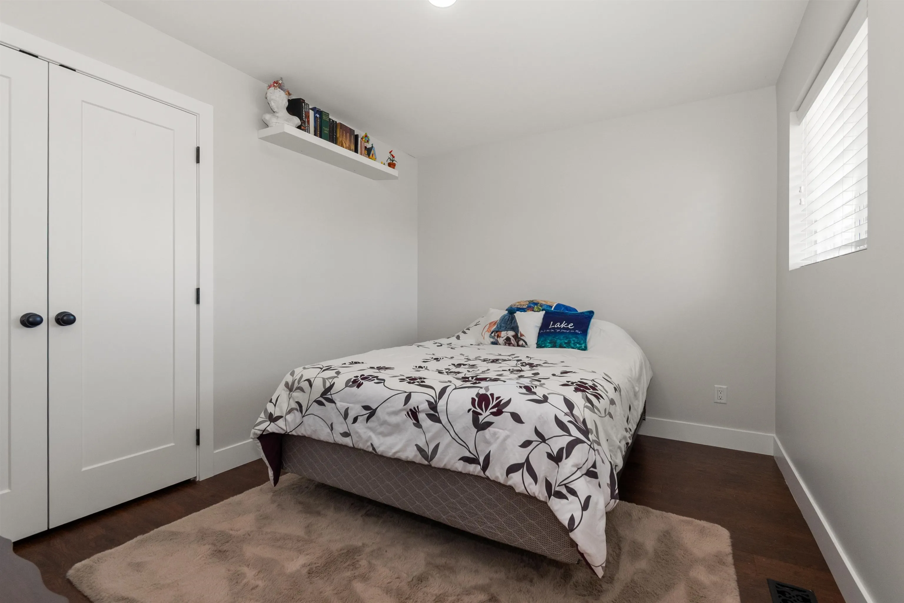 6522 Reid Road