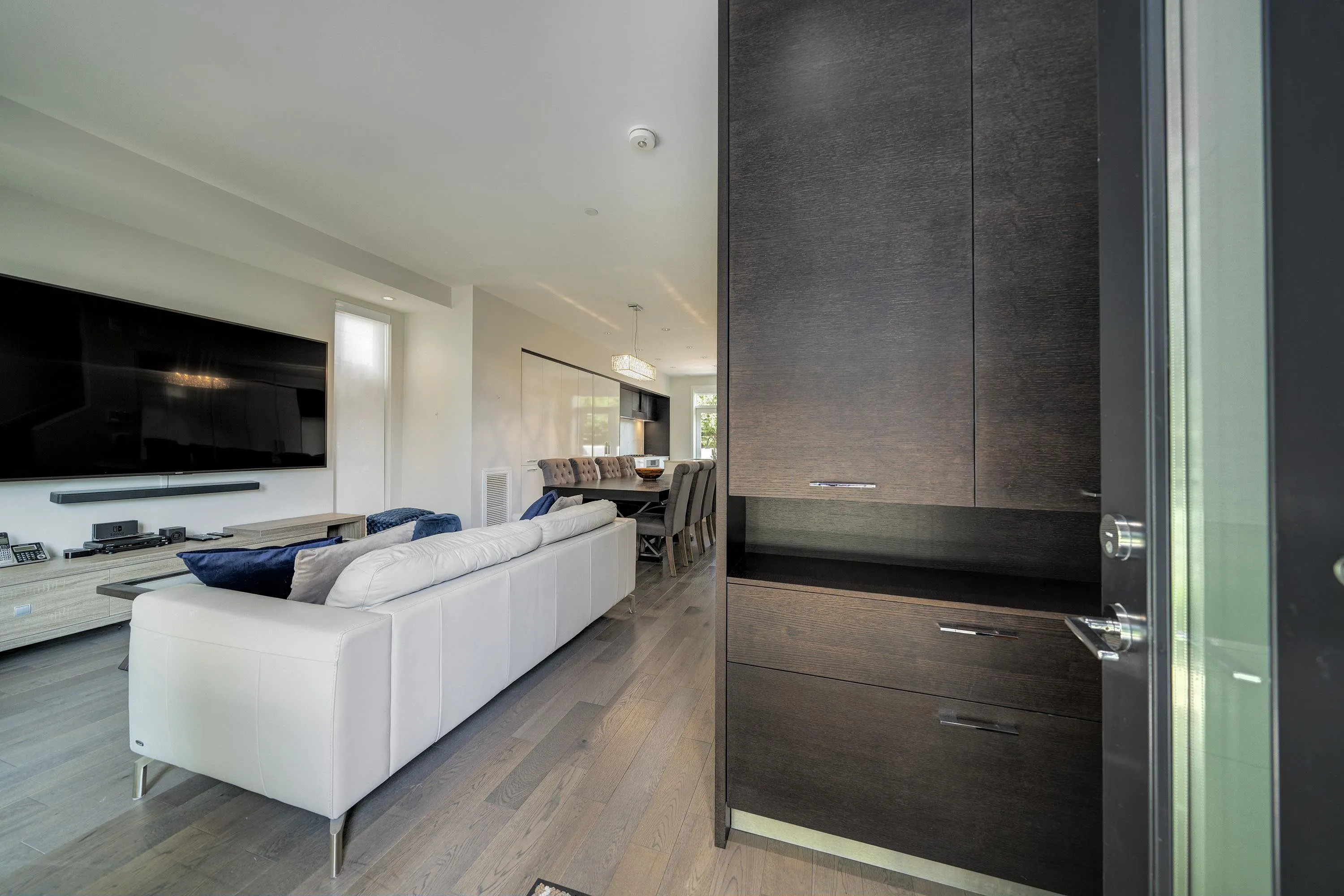 7358 Granville Street