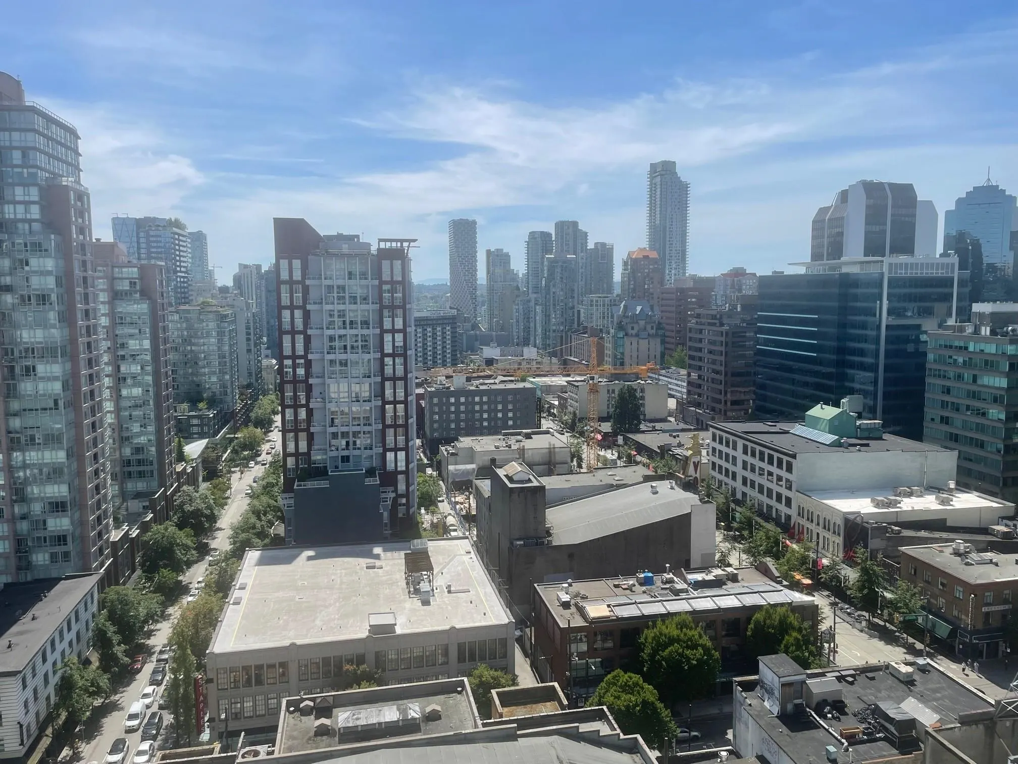 1807 833 Seymour Street