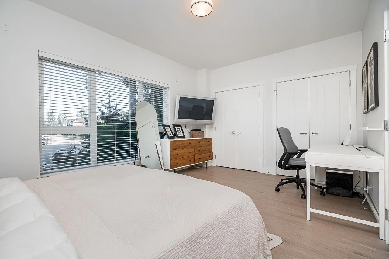235 2218 Oak Meadows Drive