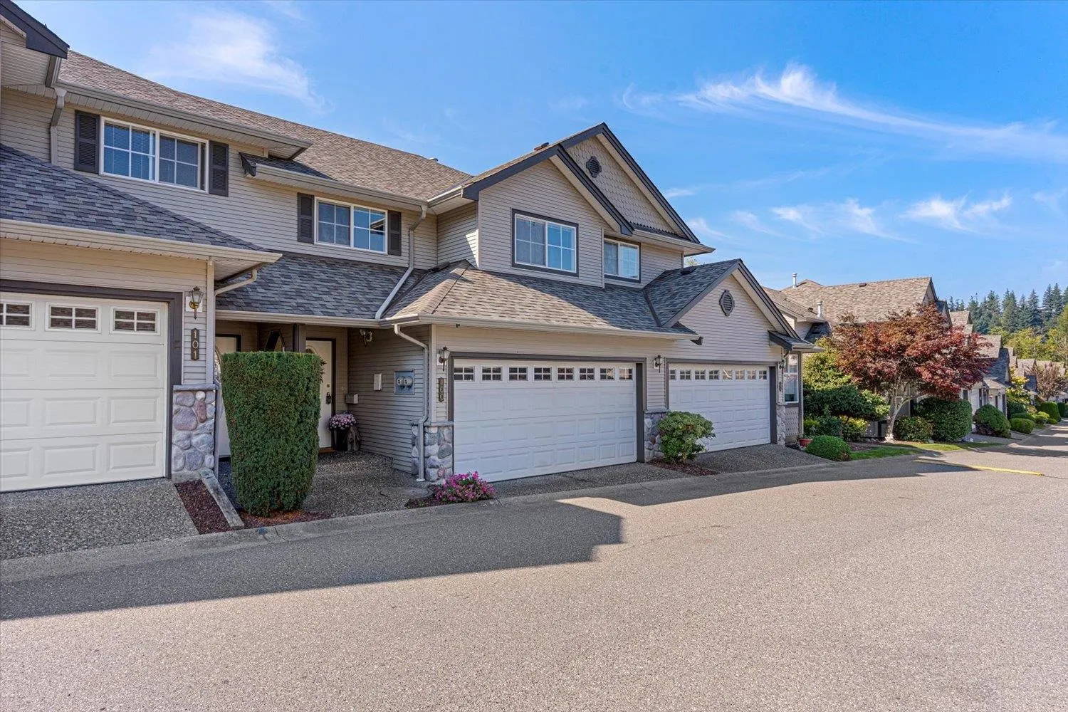 100 46360 Valleyview Road