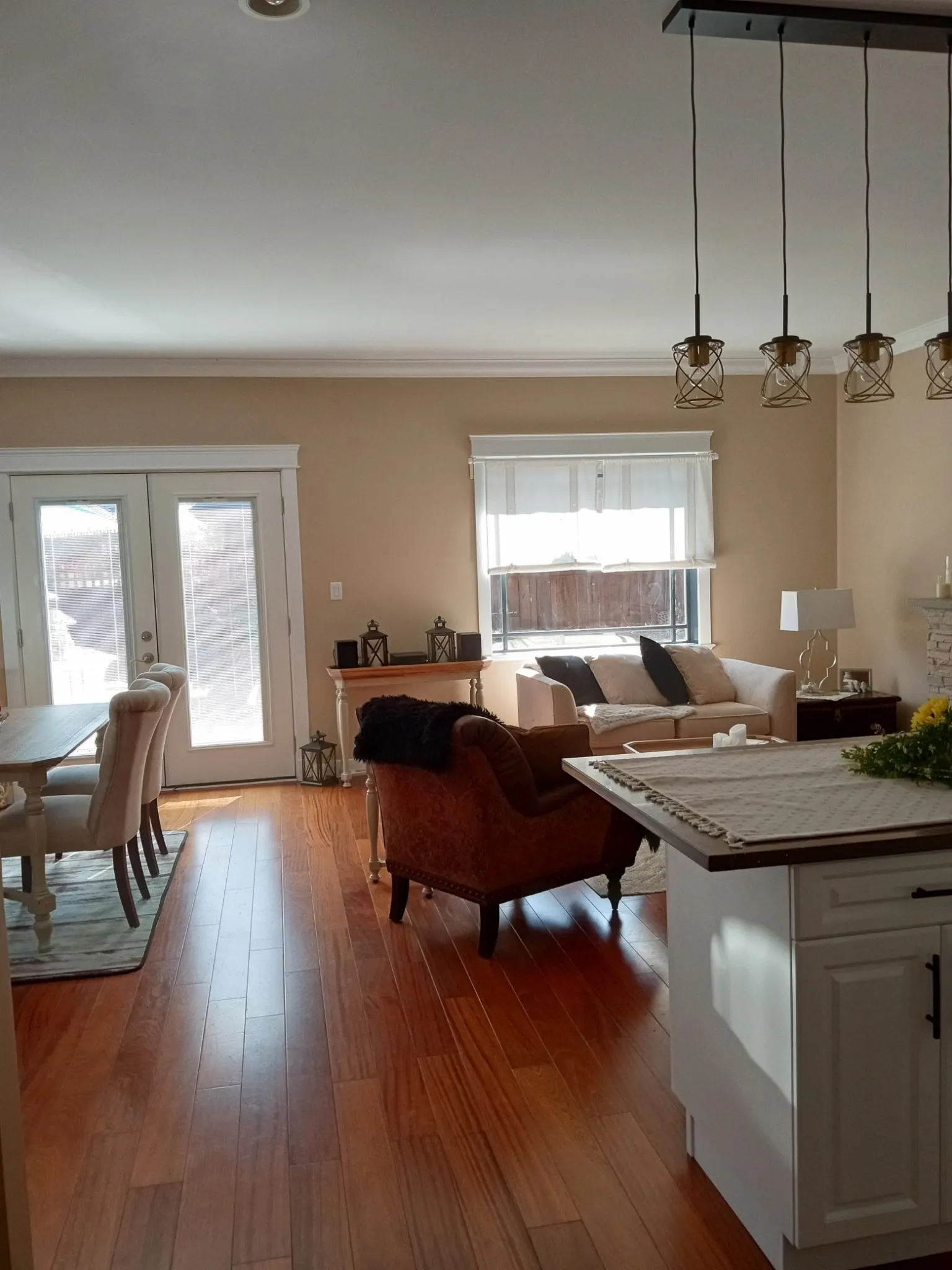 764 Gerussi Lane