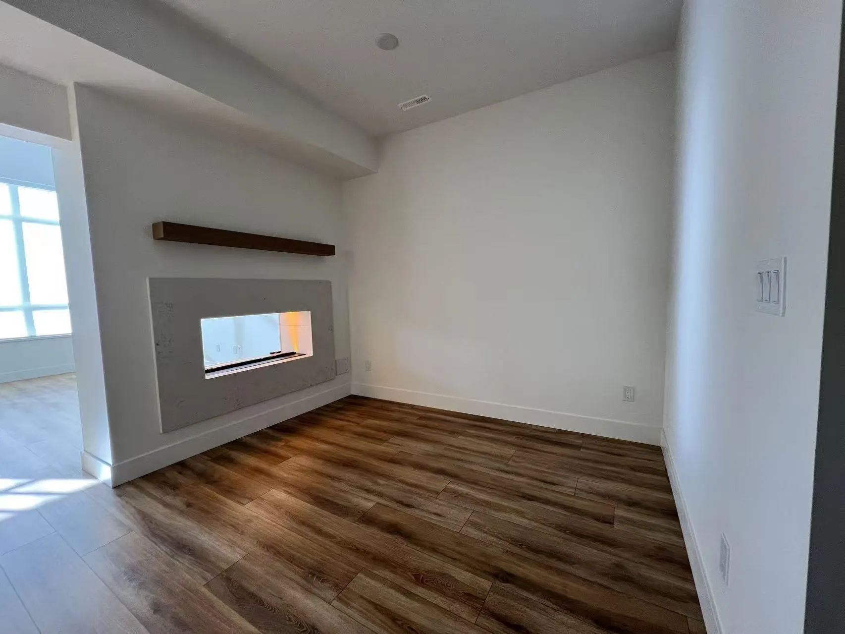 99 16561 17a Avenue