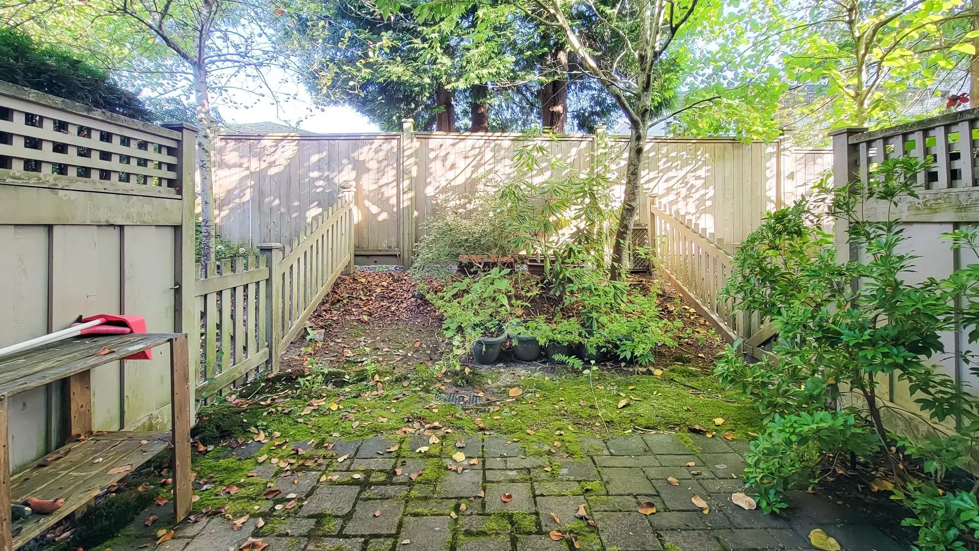 47 15353 100 Avenue
