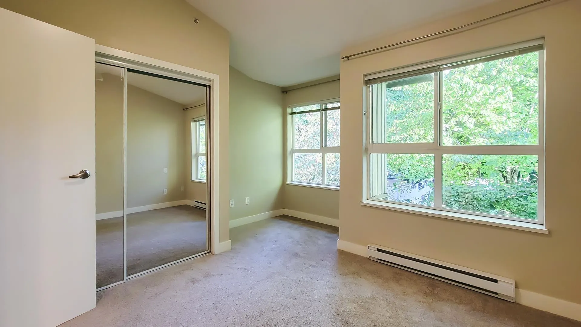 47 15353 100 Avenue