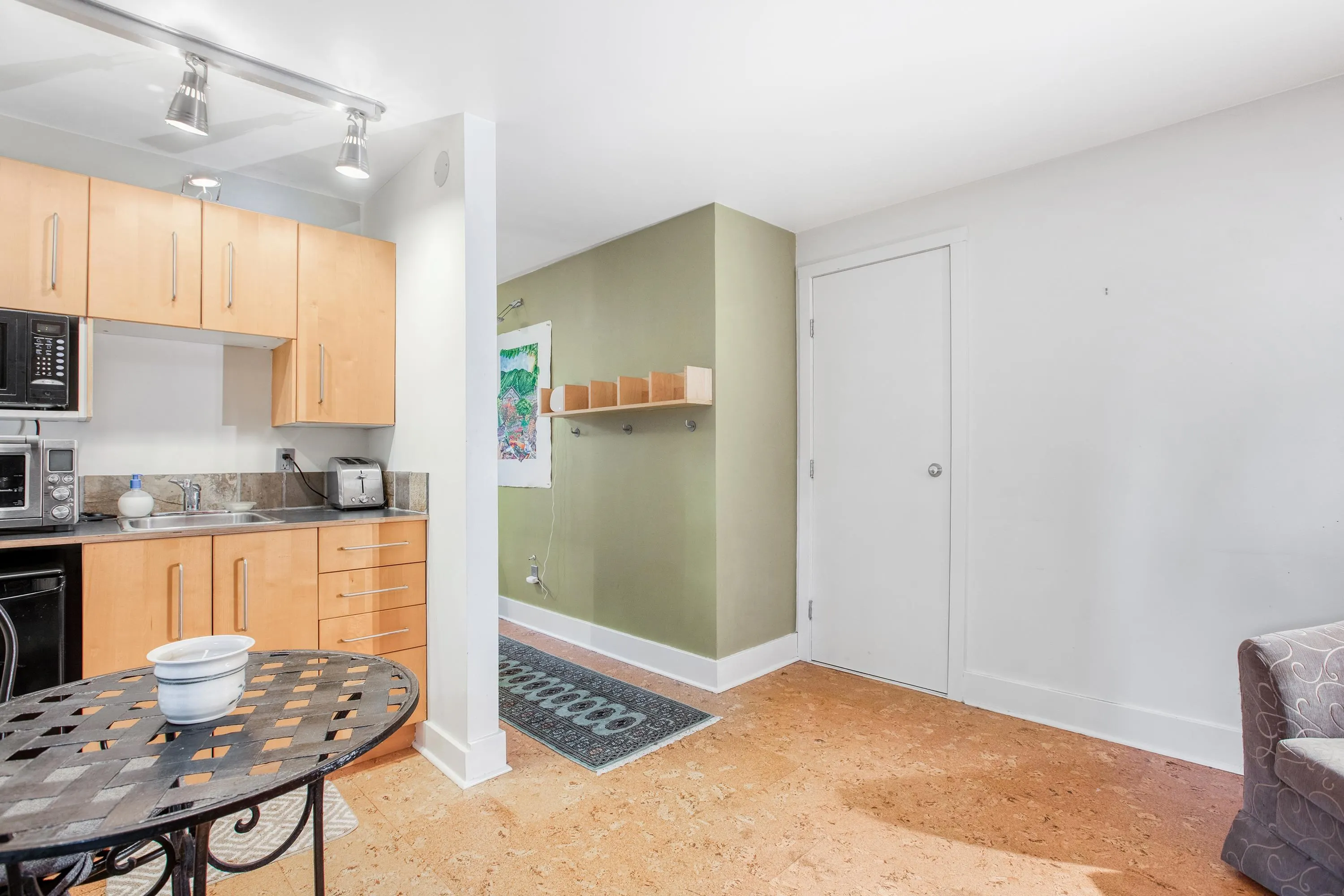 1351 Maple Street