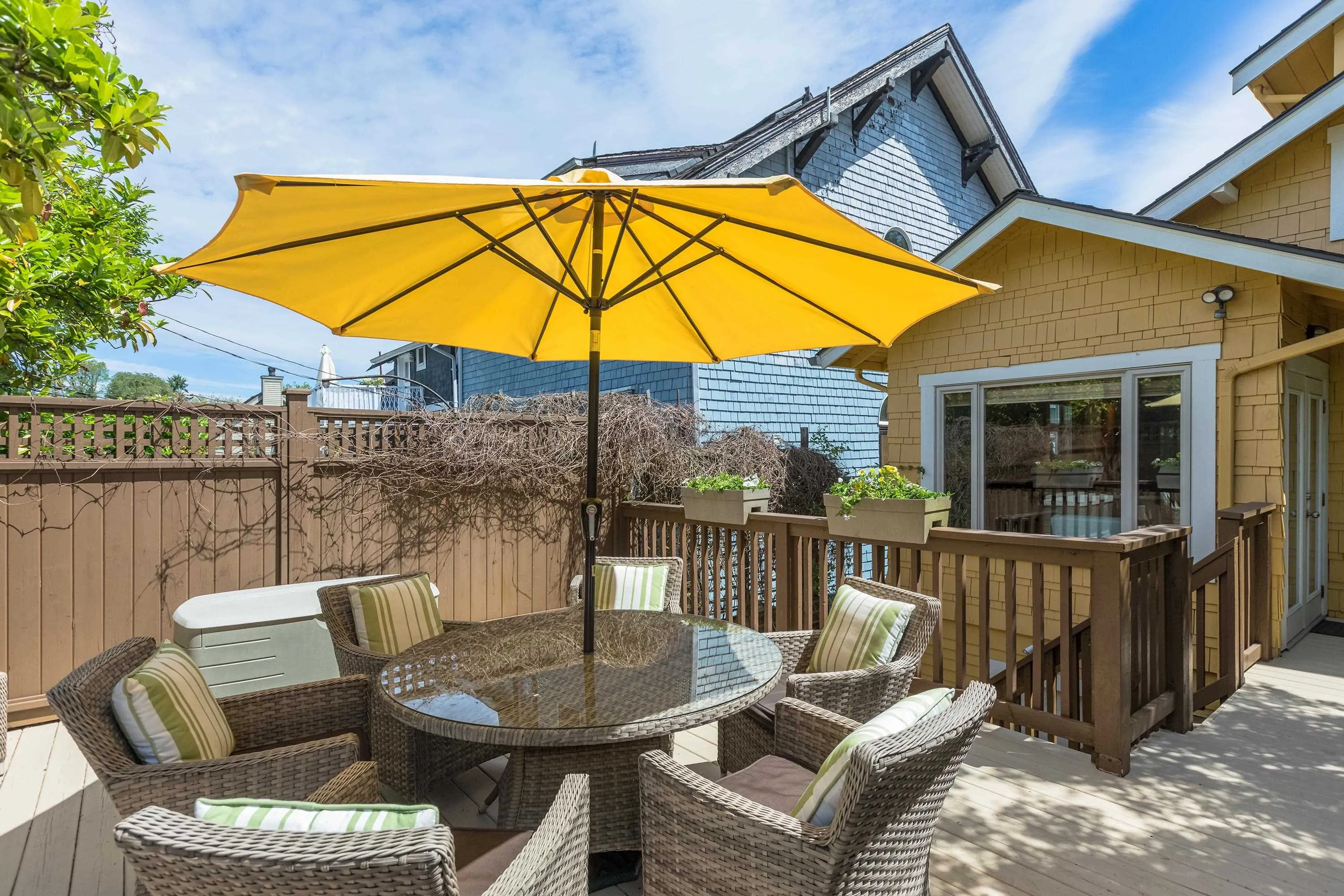 1351 Maple Street