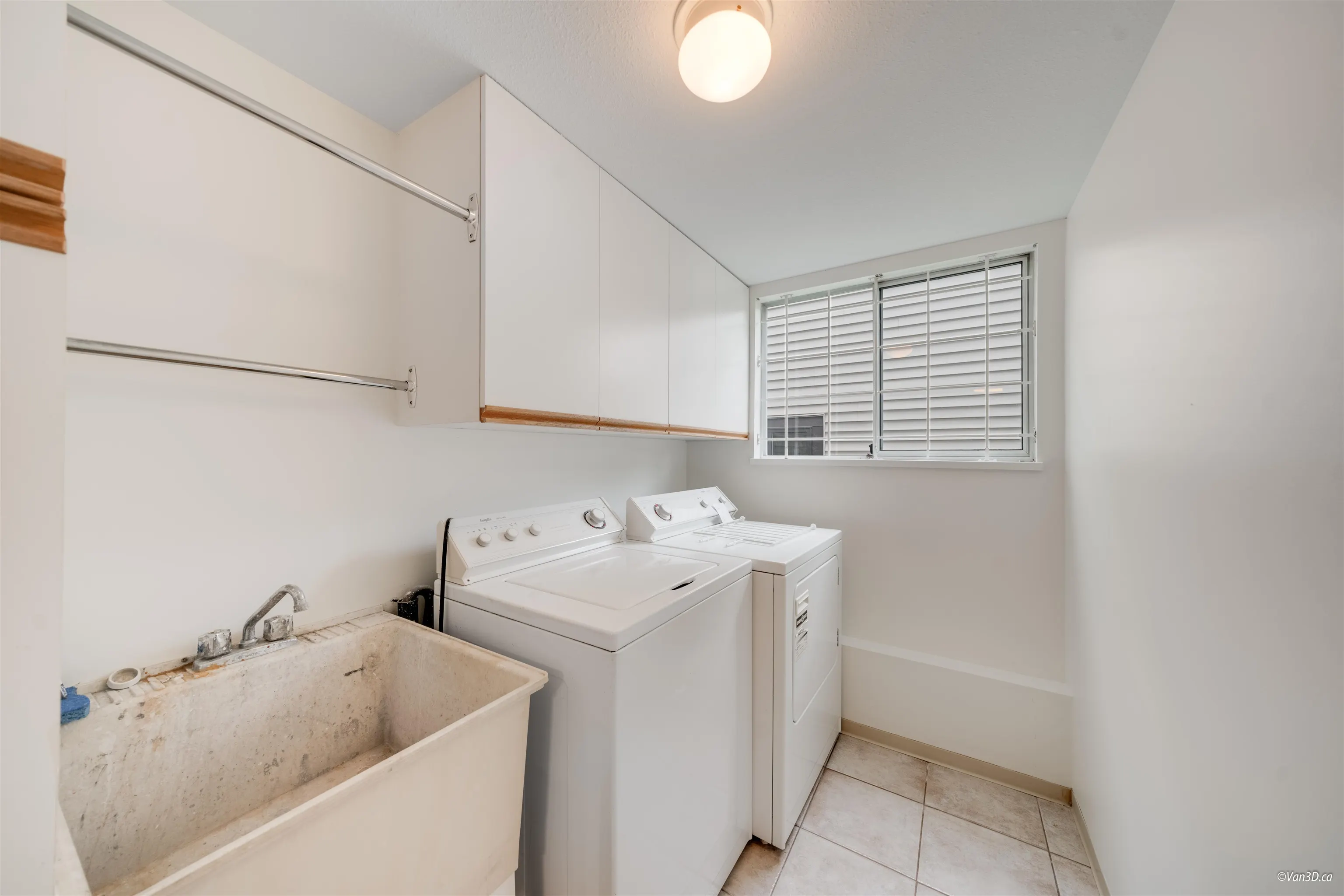 2777 Cultus Court