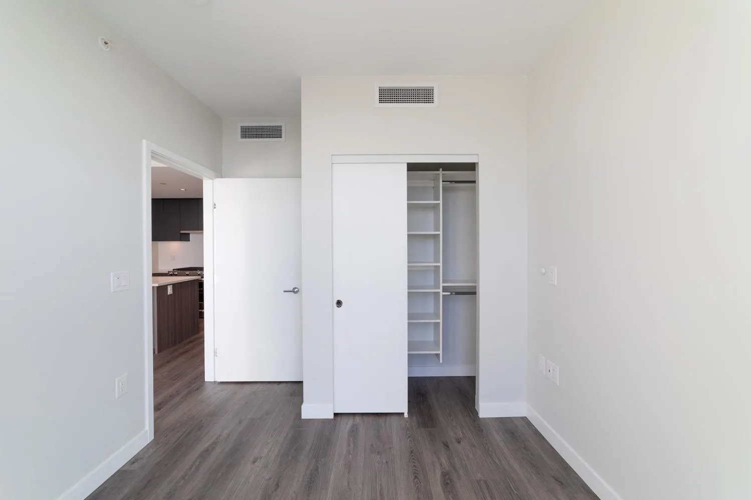 1403 3430 Kent Avenue