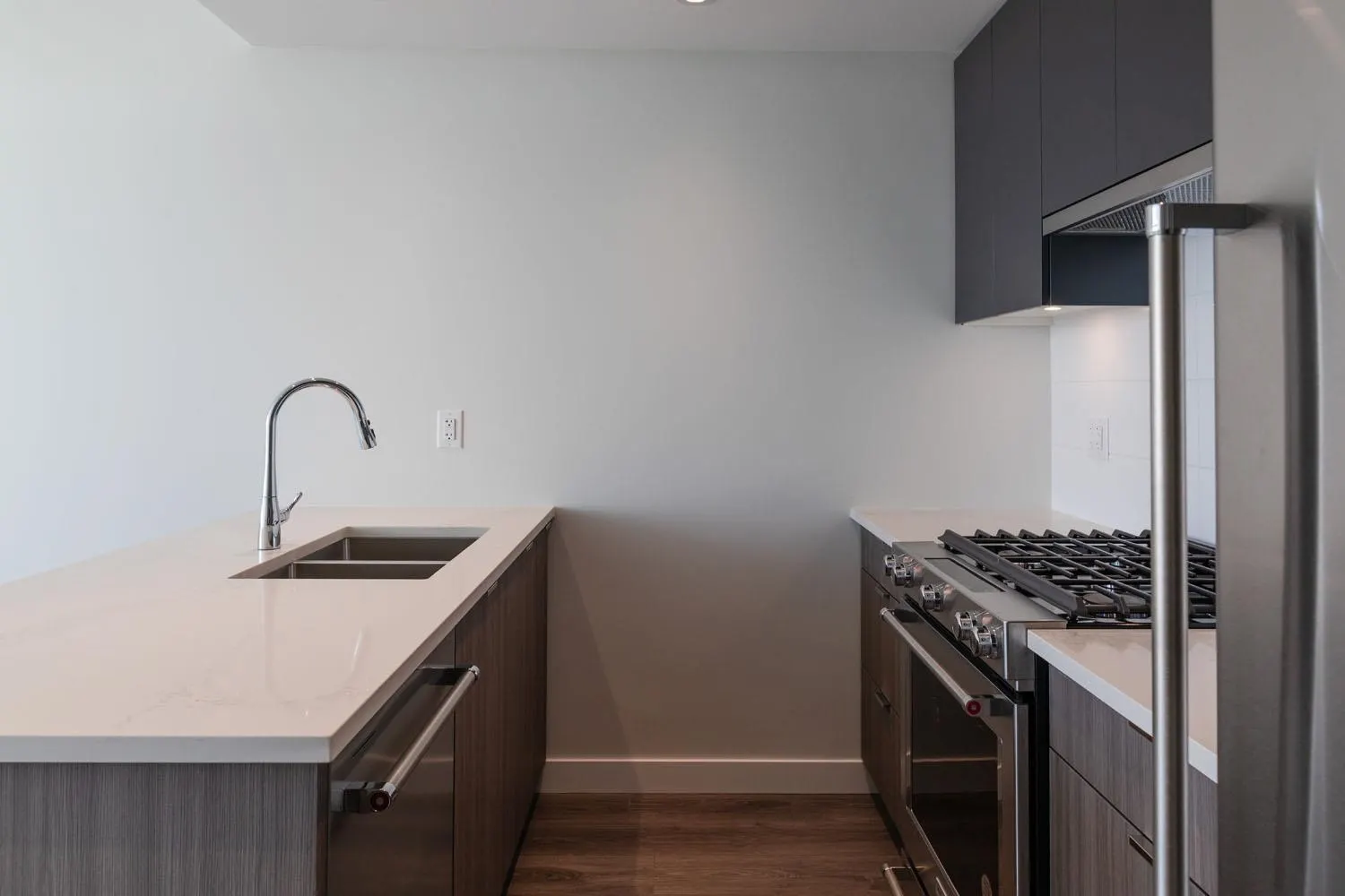 1403 3430 Kent Avenue
