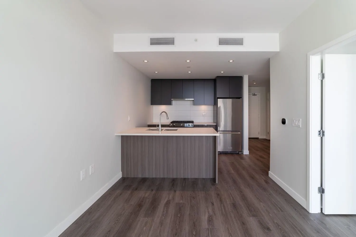 1403 3430 Kent Avenue