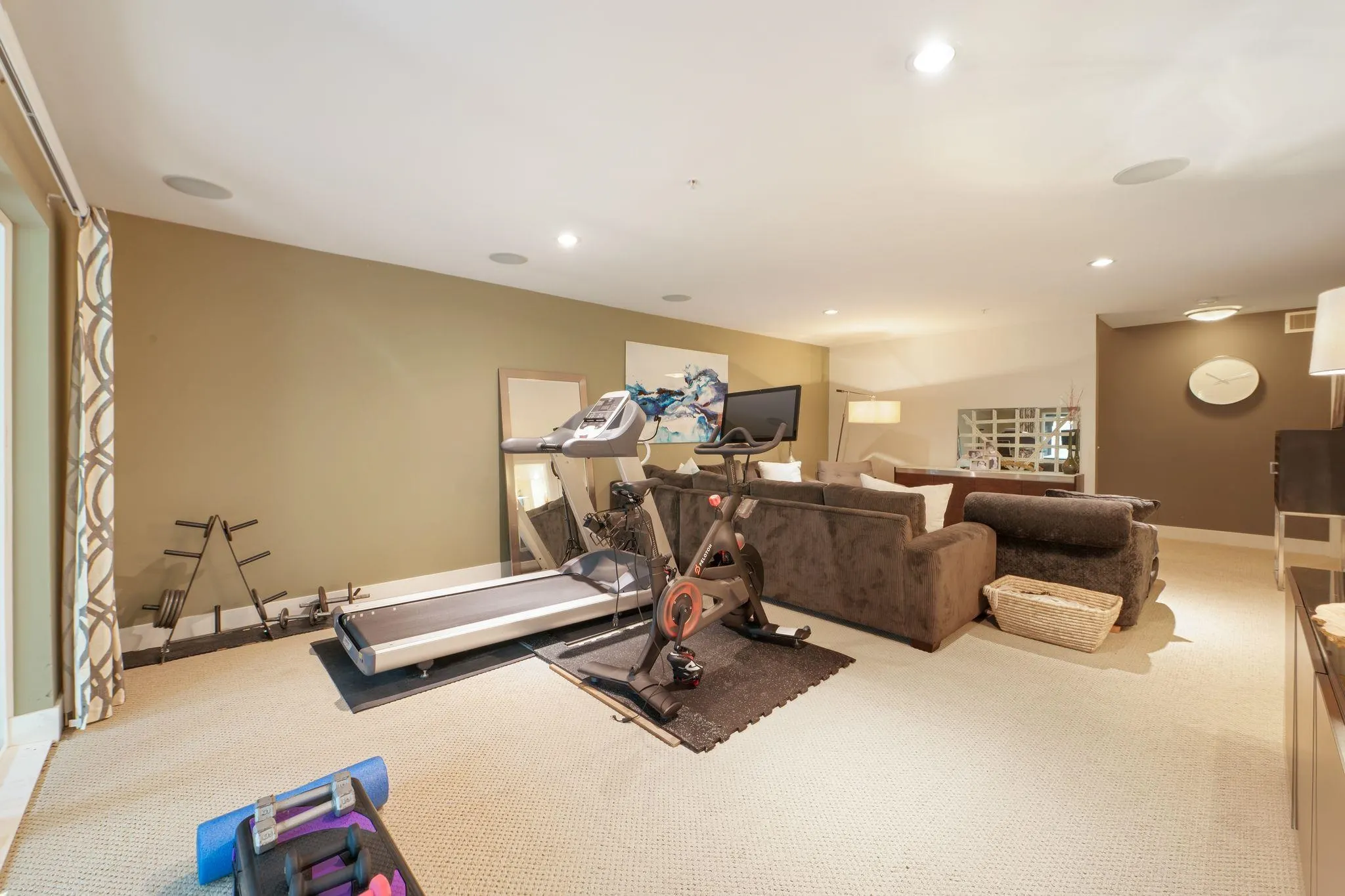 20 555 Raven Woods Drive