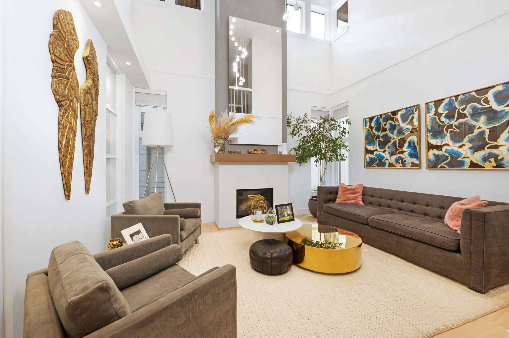 20 555 Raven Woods Drive