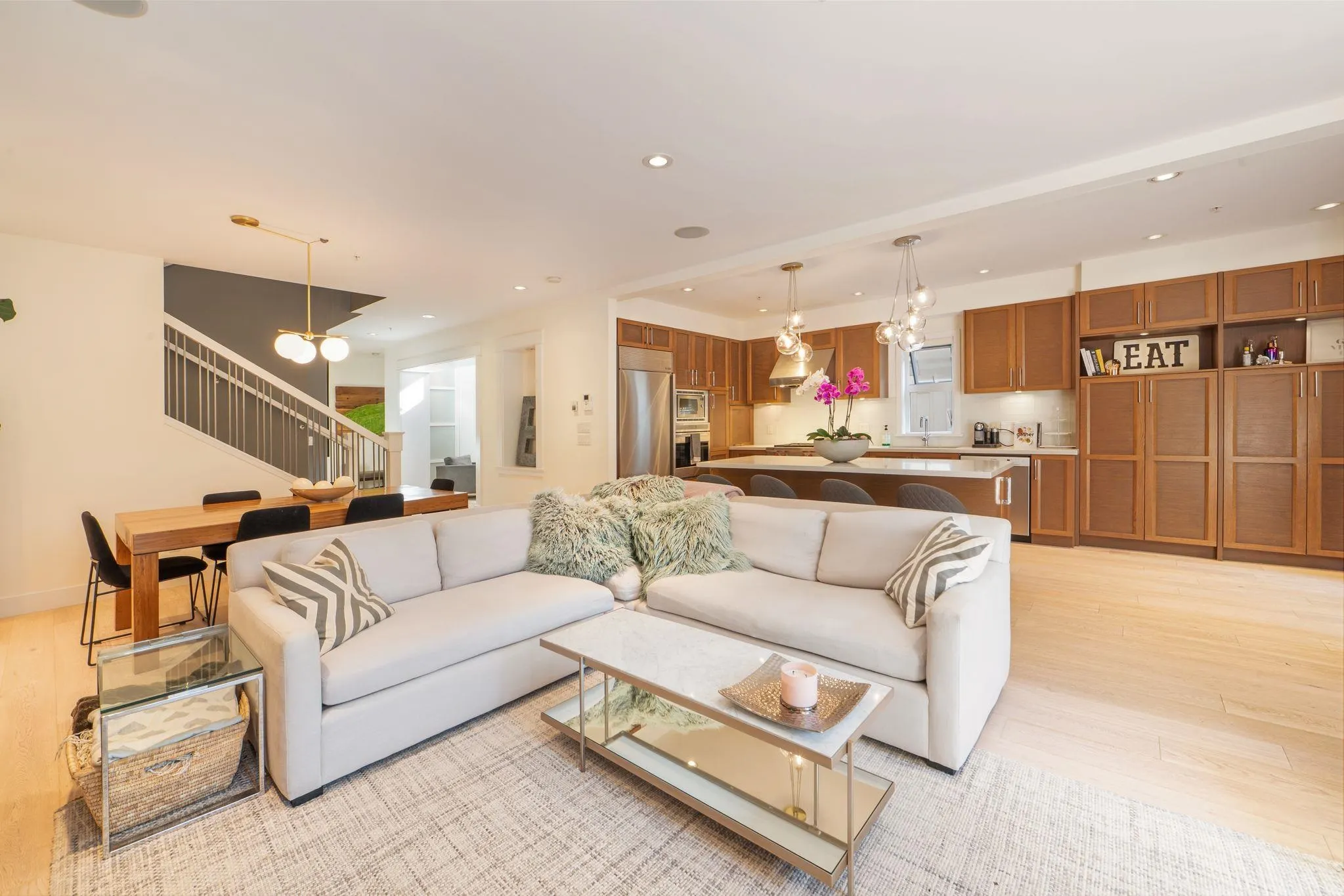 20 555 Raven Woods Drive