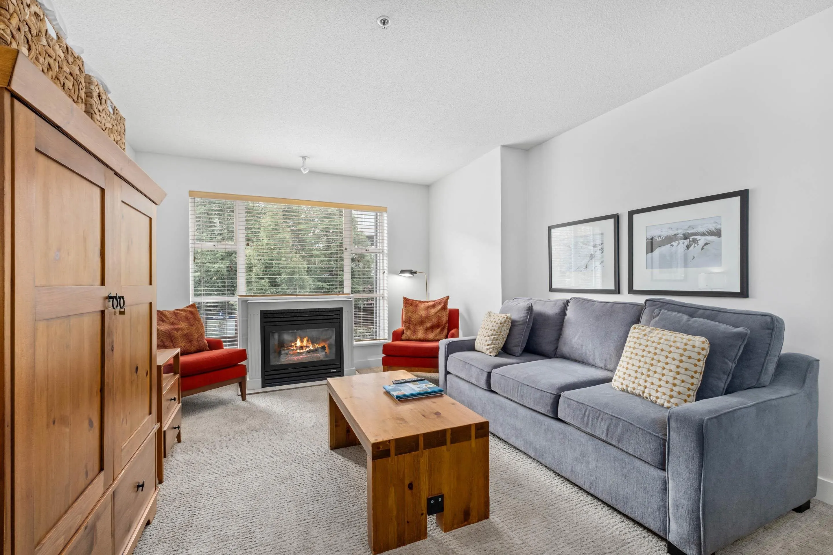 218/219 4573 Chateau Boulevard