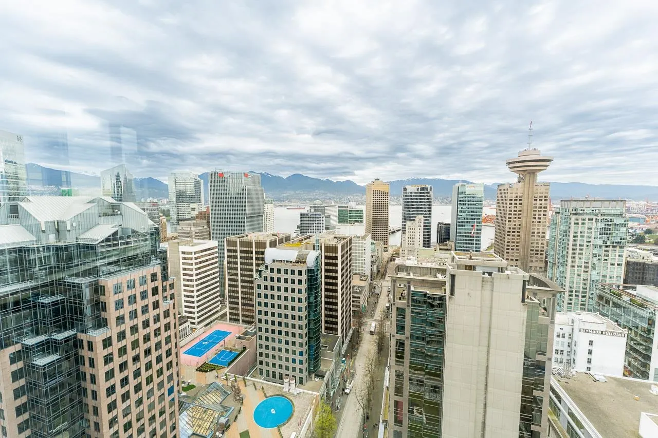 3007 610 Granville Street