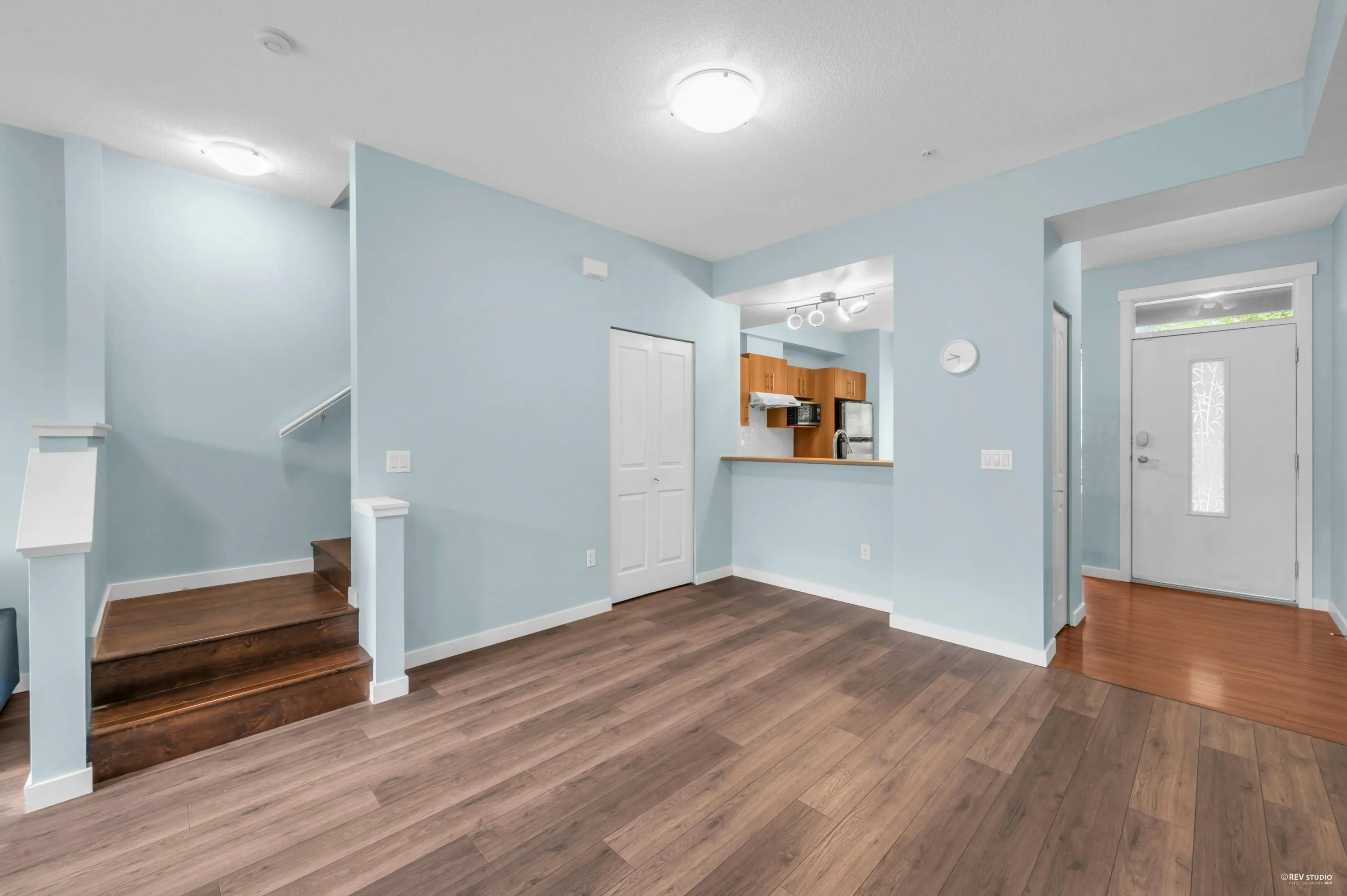 51 9229 University Crescent