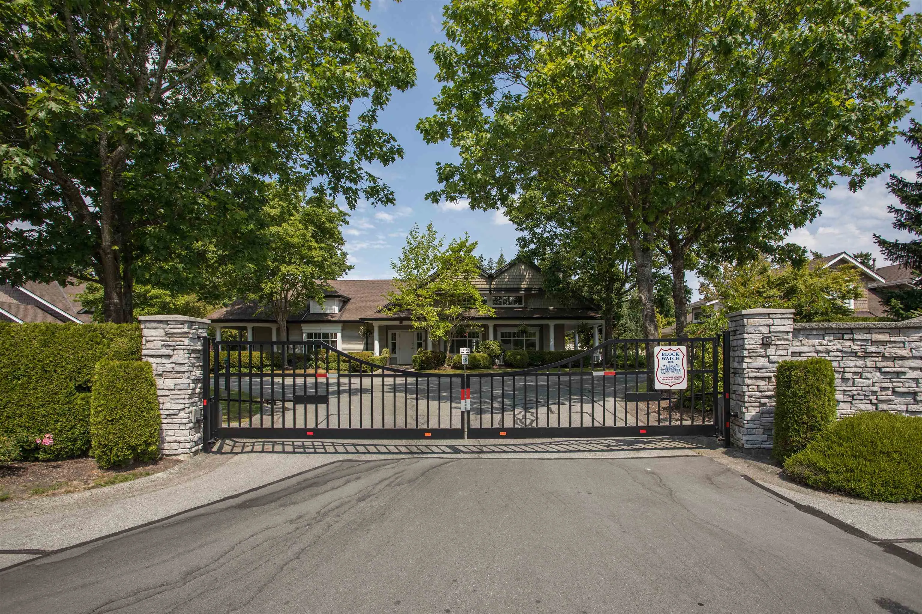 36 14877 33 Avenue