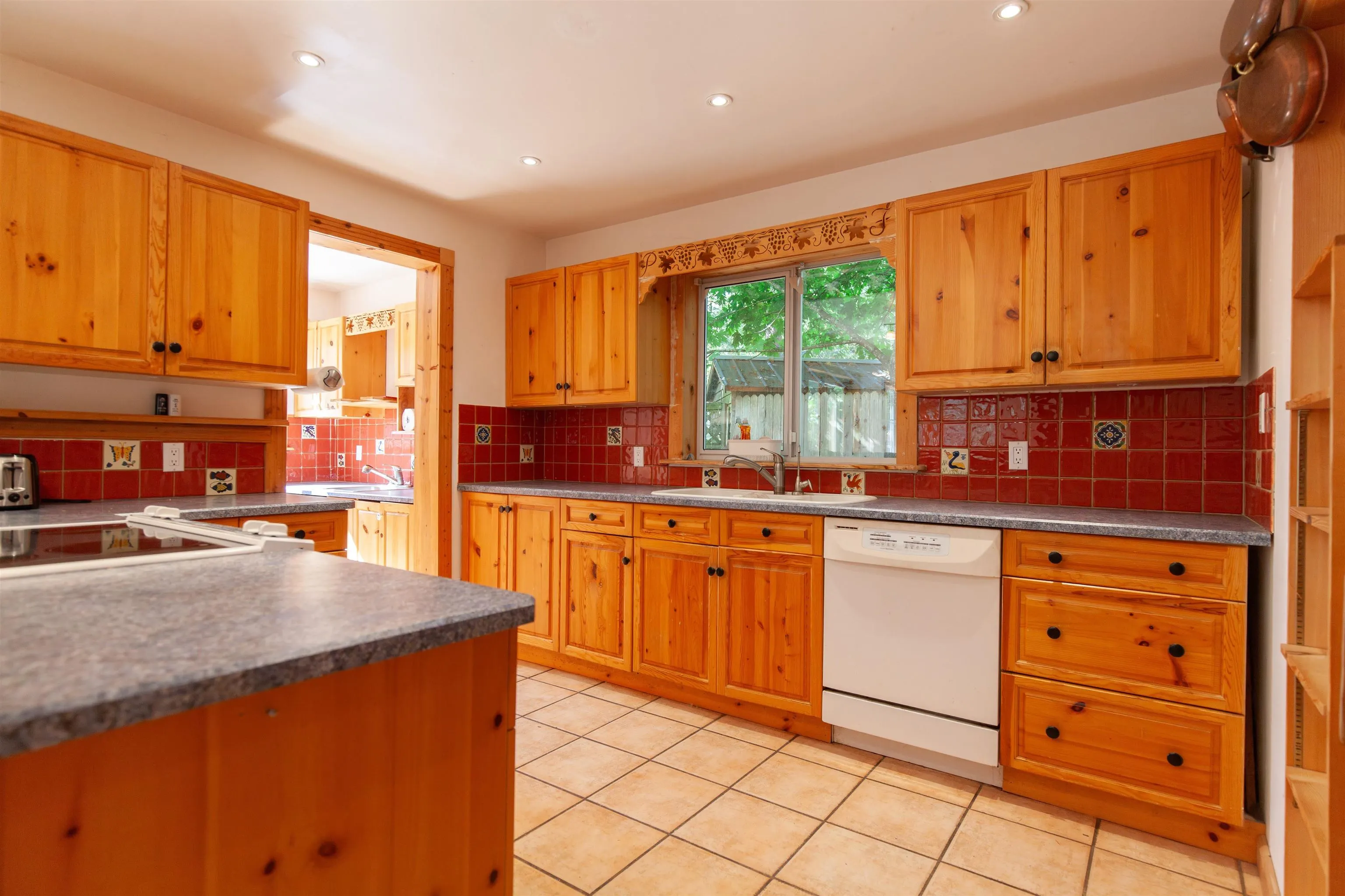 567 Dinner Bay Road